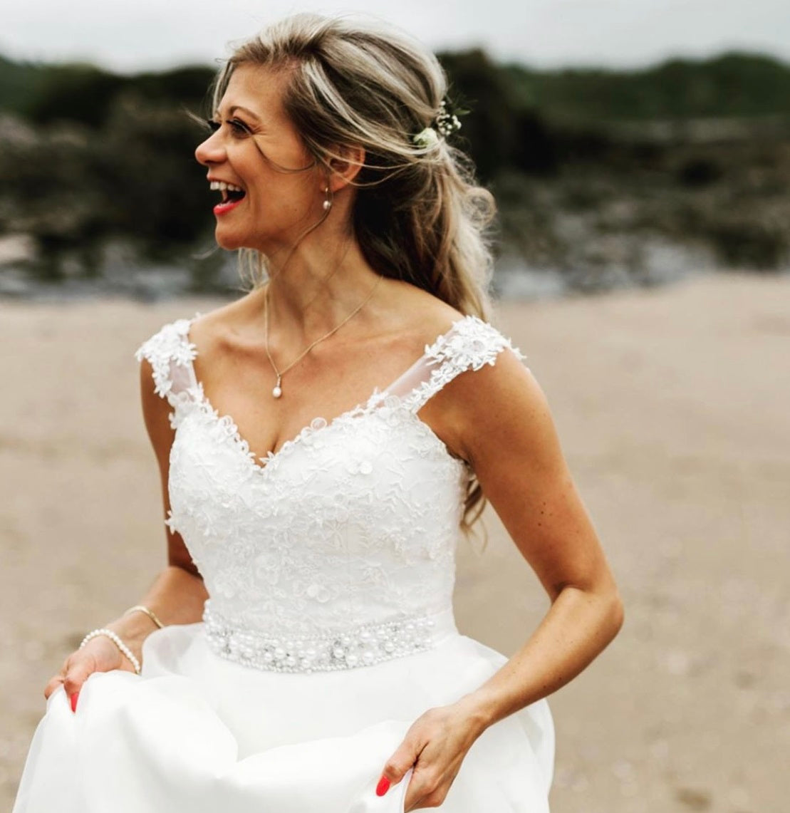 Wedding Dress using ivory lace Jordana 3