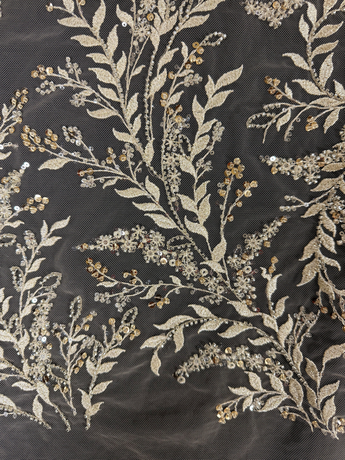 Tulle brodé de perles couleur chair/or - EB1086