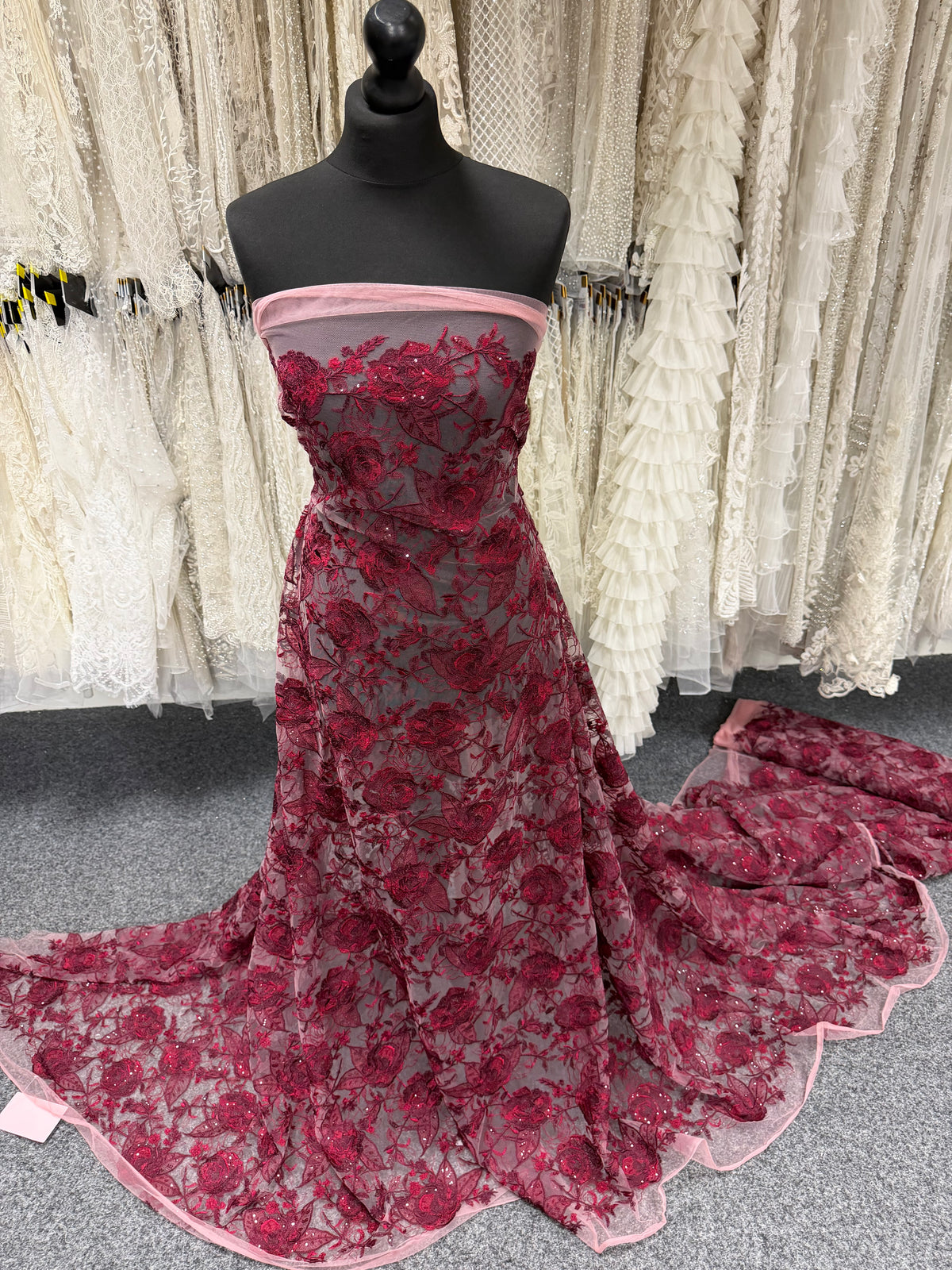 Dentelle à sequins brodée couleur vin – EB3059