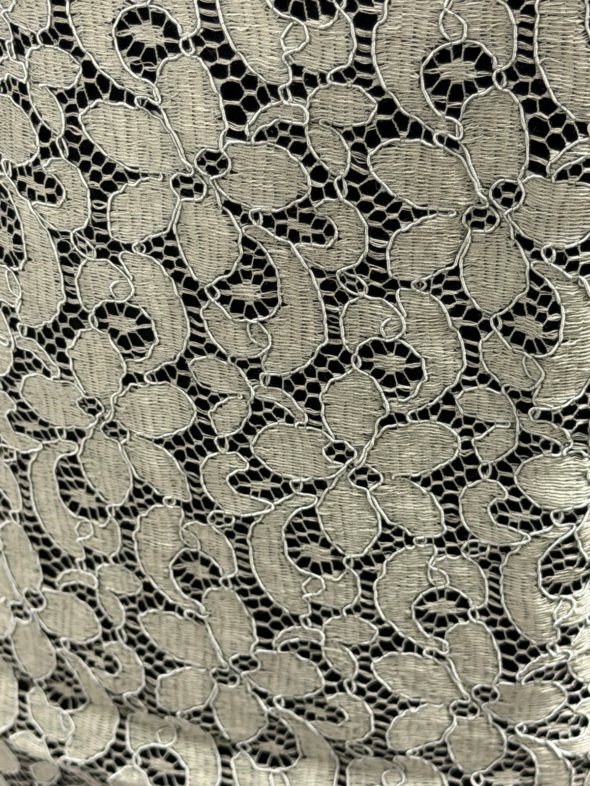Dentelle française cordée vert péridot - LA4008
