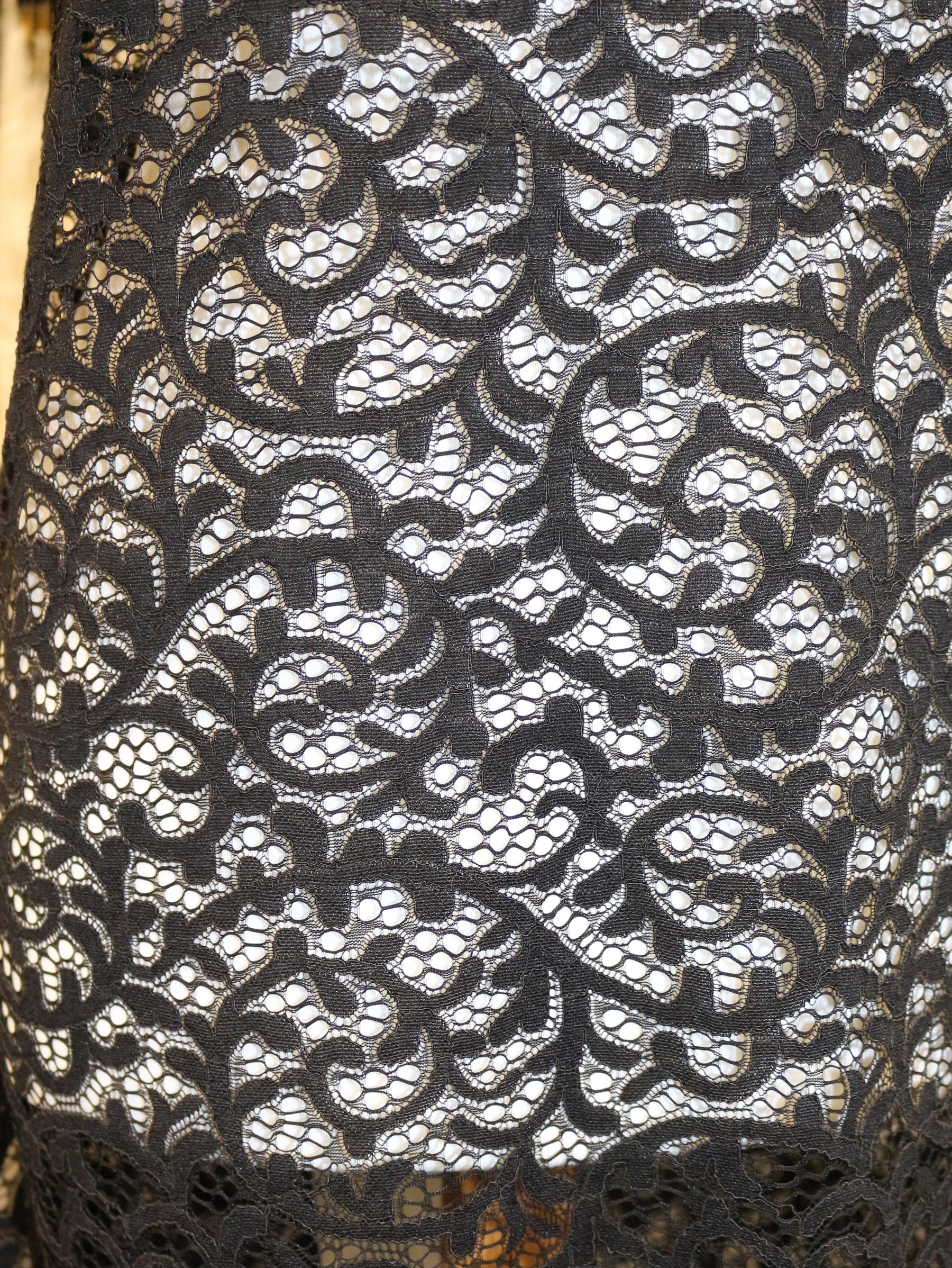 Dentelle Noire Cordonnée - Alexis