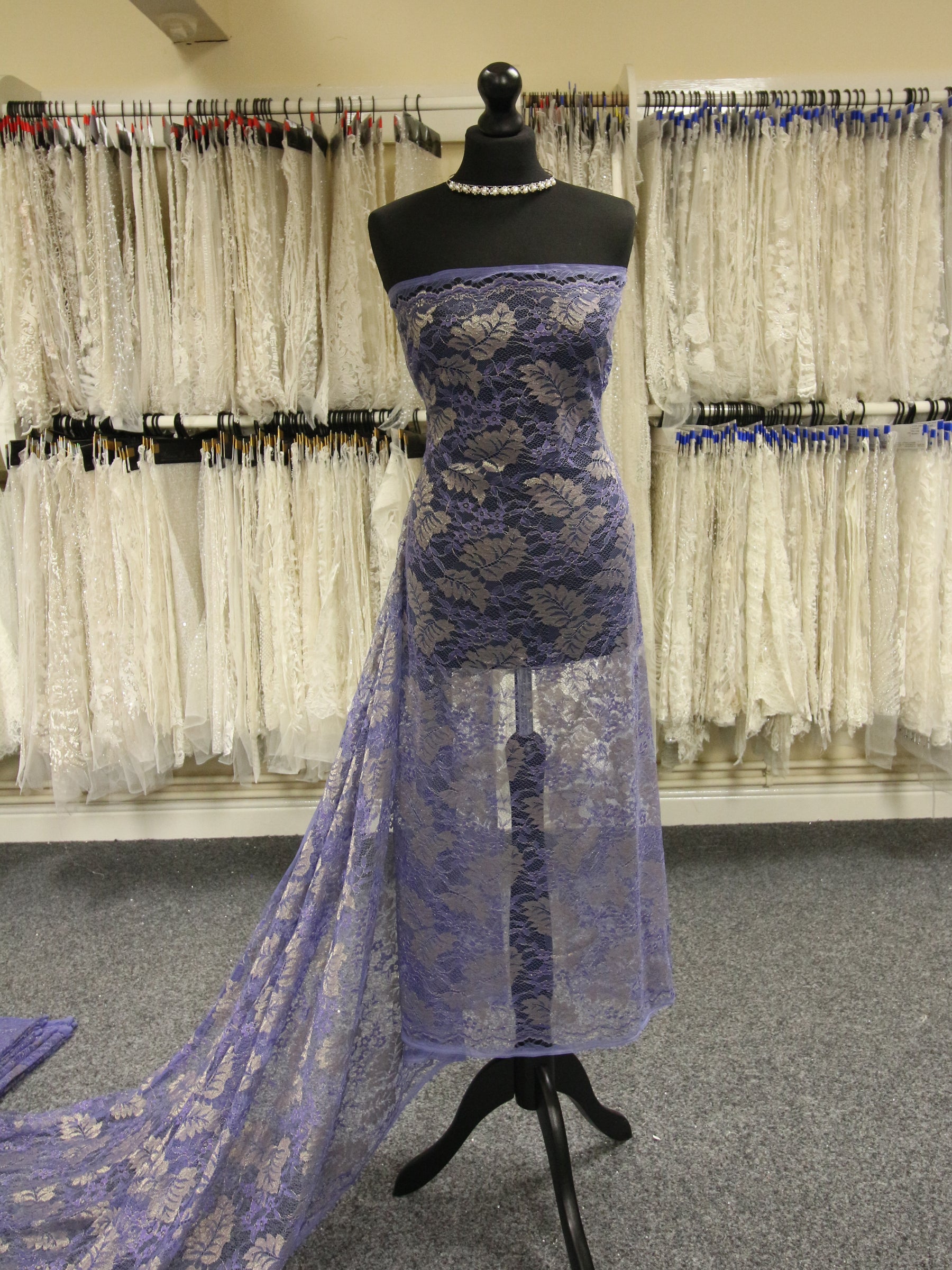 Dentelle Raschel bleue - Wren
