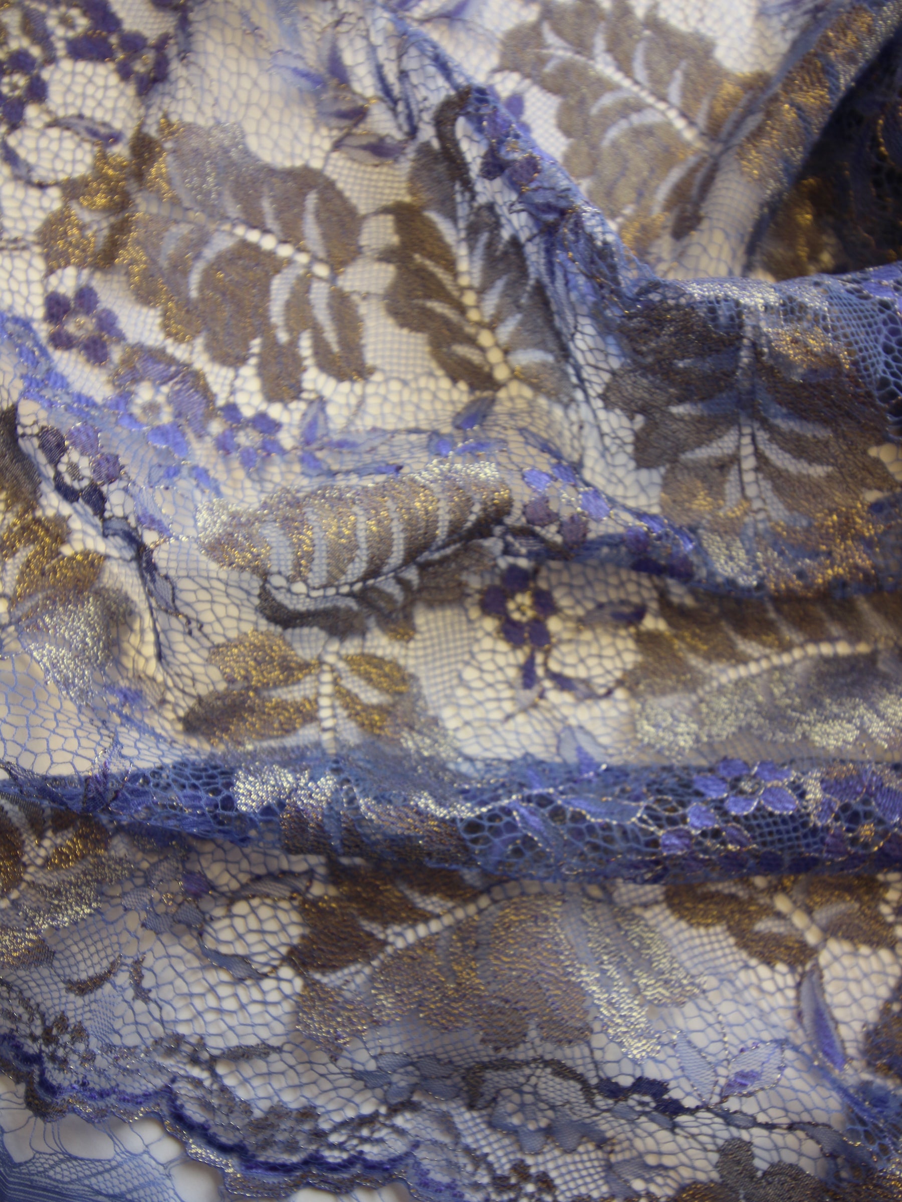 Dentelle Raschel bleue - Wren