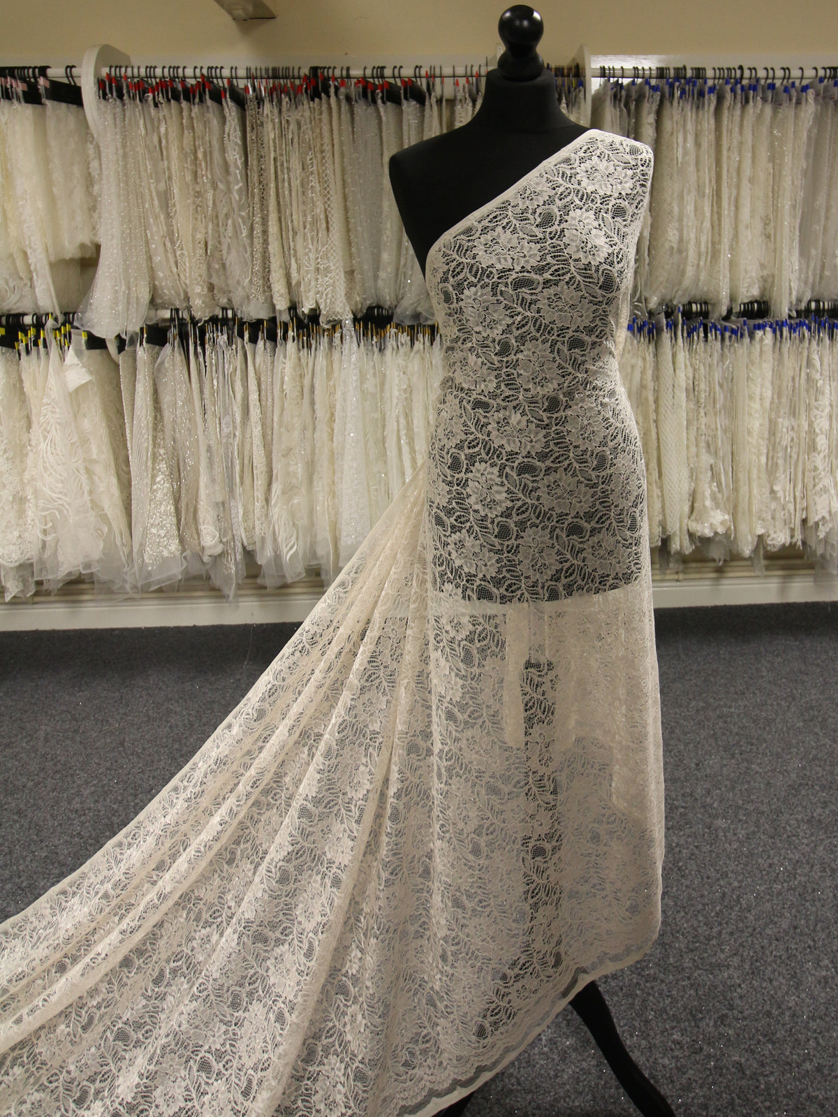 Dentelle cordonnée rose blush - Sinead