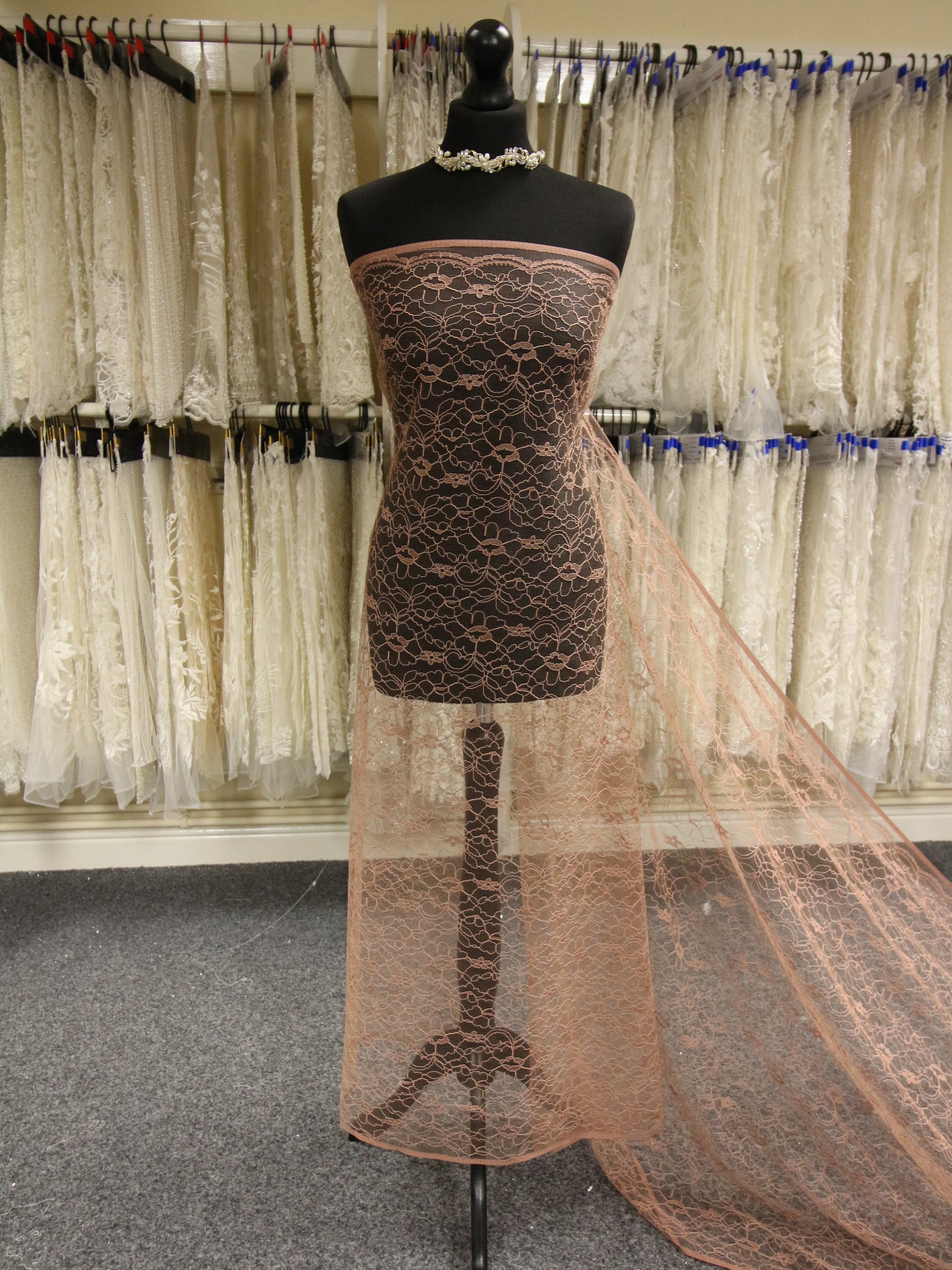 Dentelle marron cordée - Leanne
