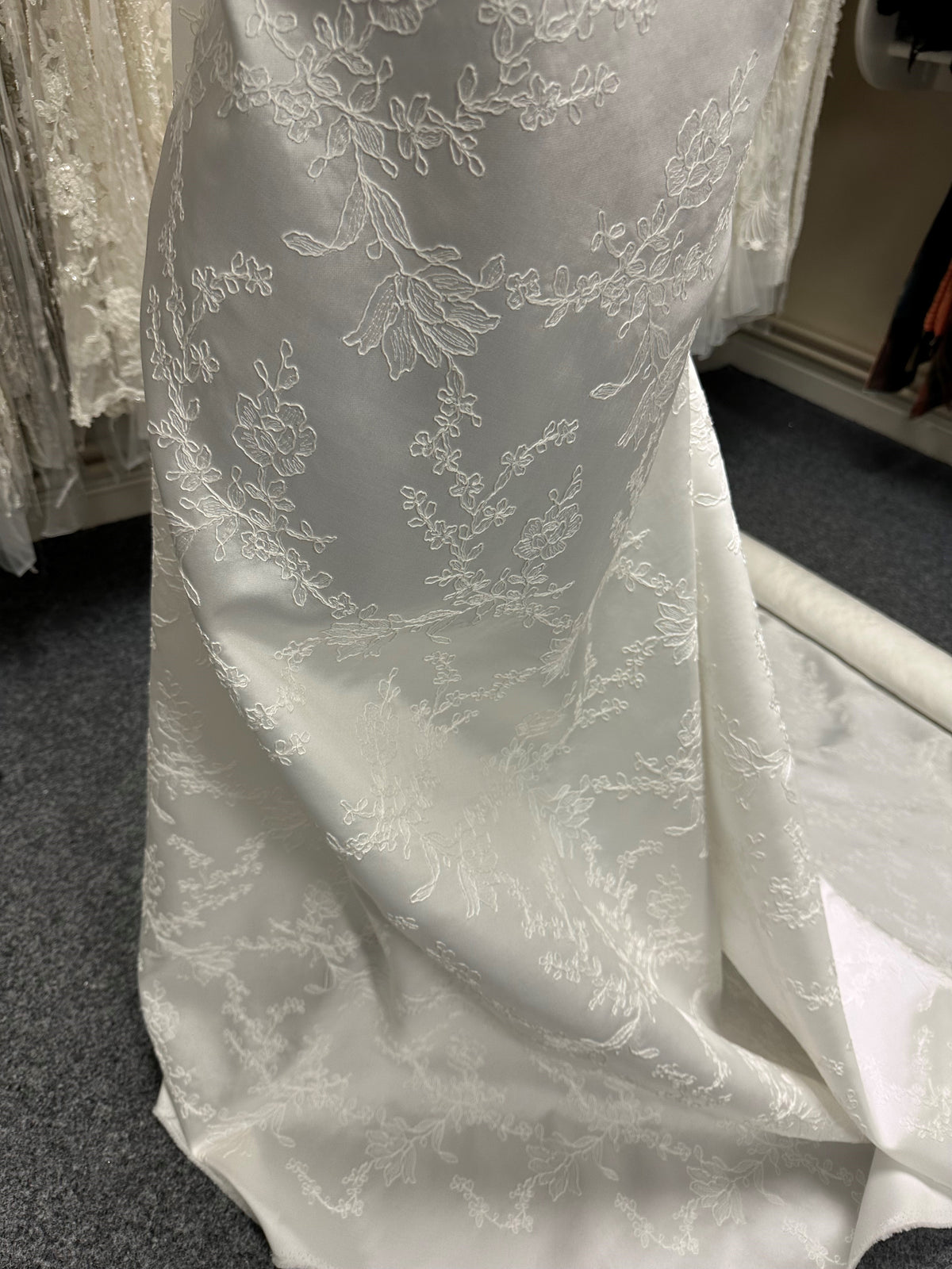 Satin ivoire à cordons - Artifact