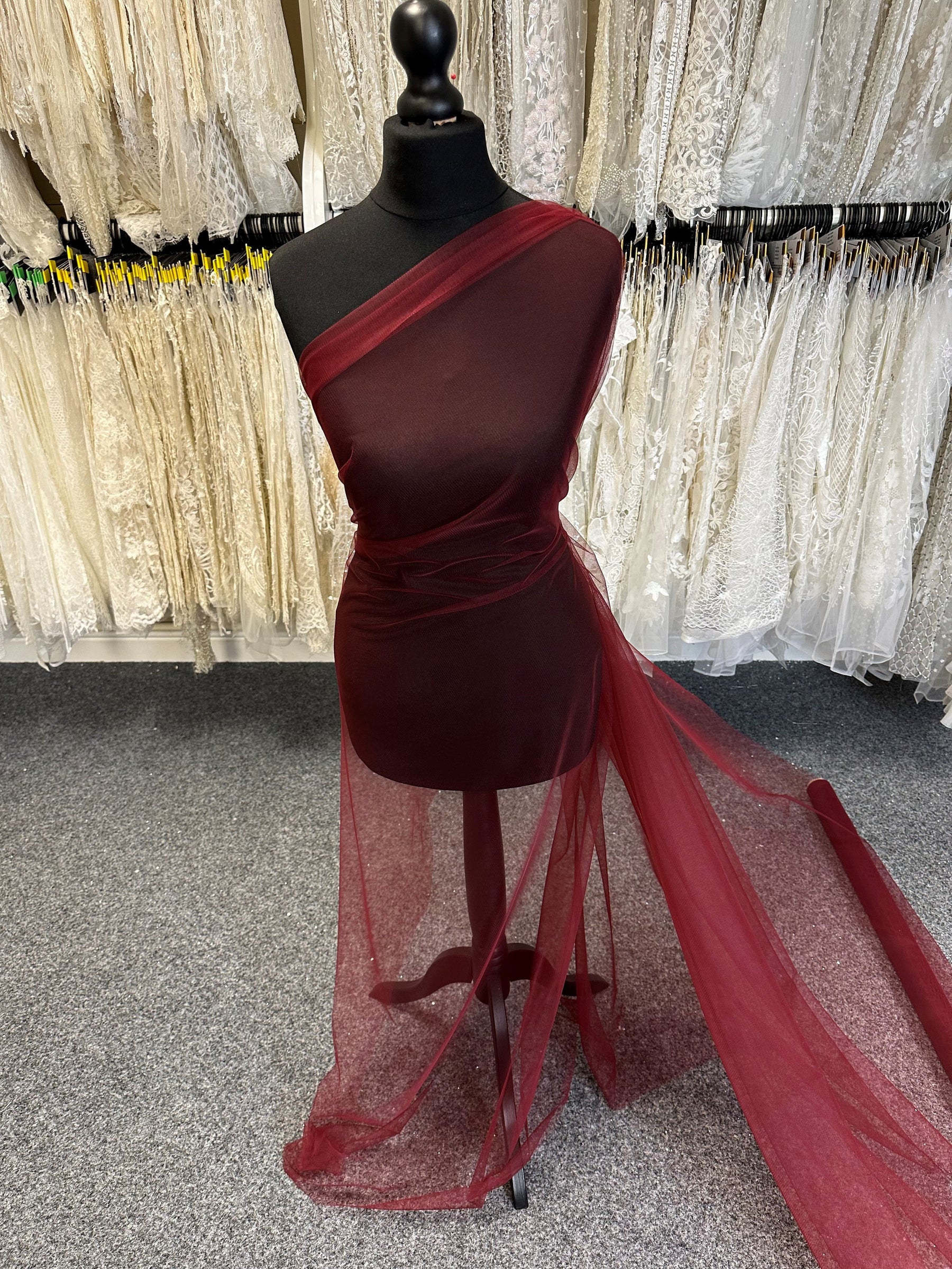 Tulle Bordeaux - Carnival
