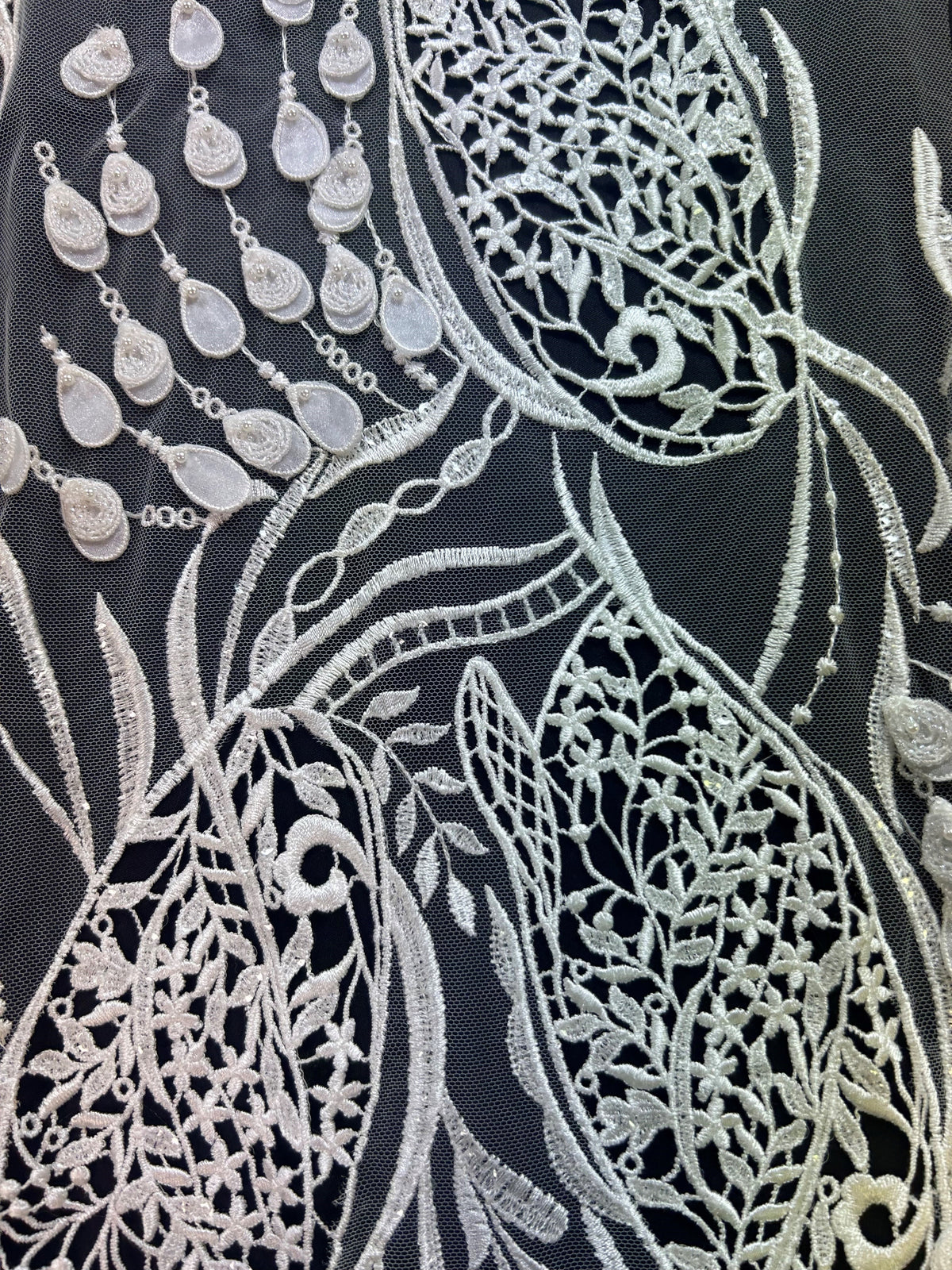 Dentelle Ivoire à prix réduit - Conchita