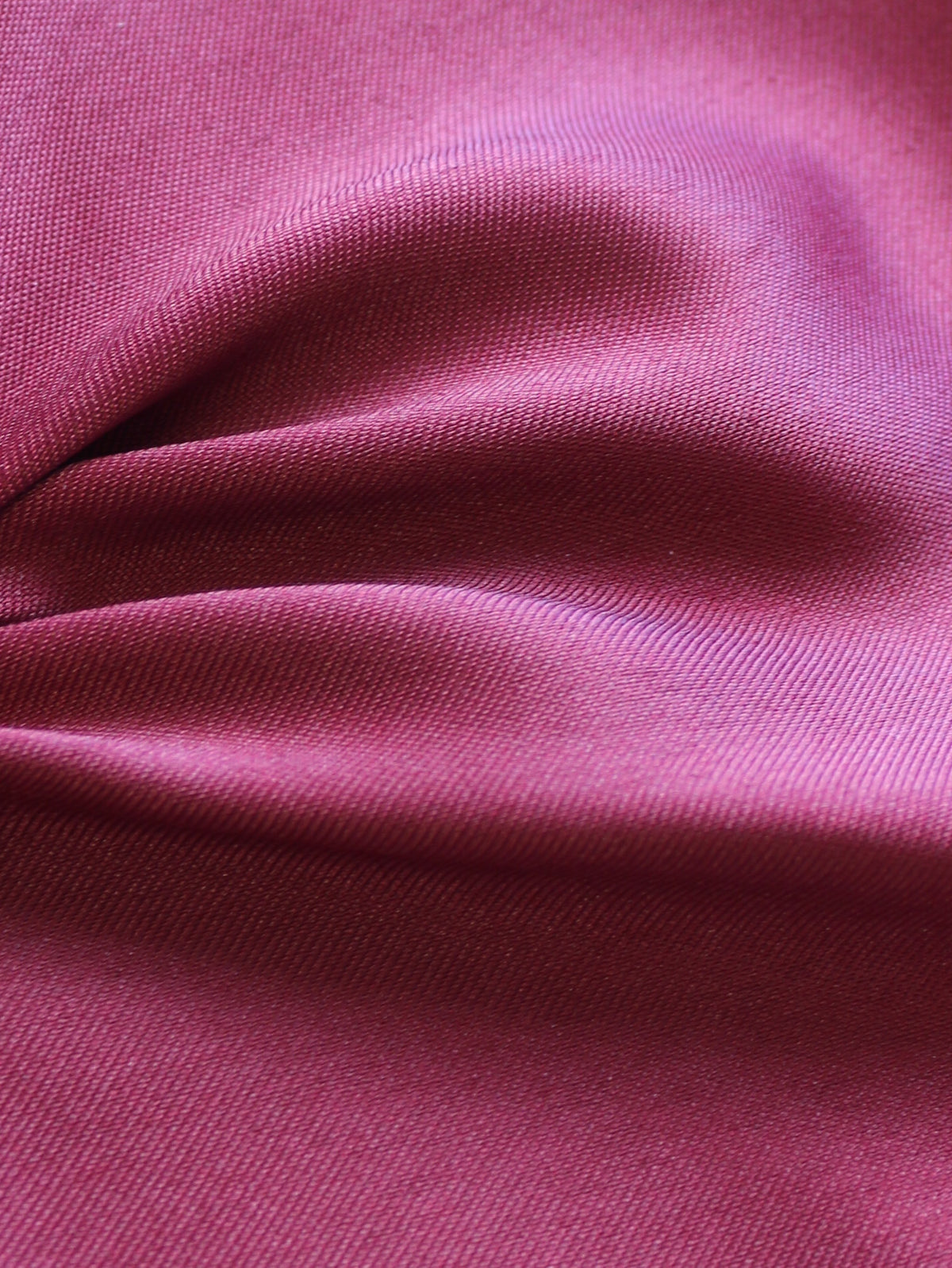 Satin Duchesse Polyester Vin - Scenery (P40)