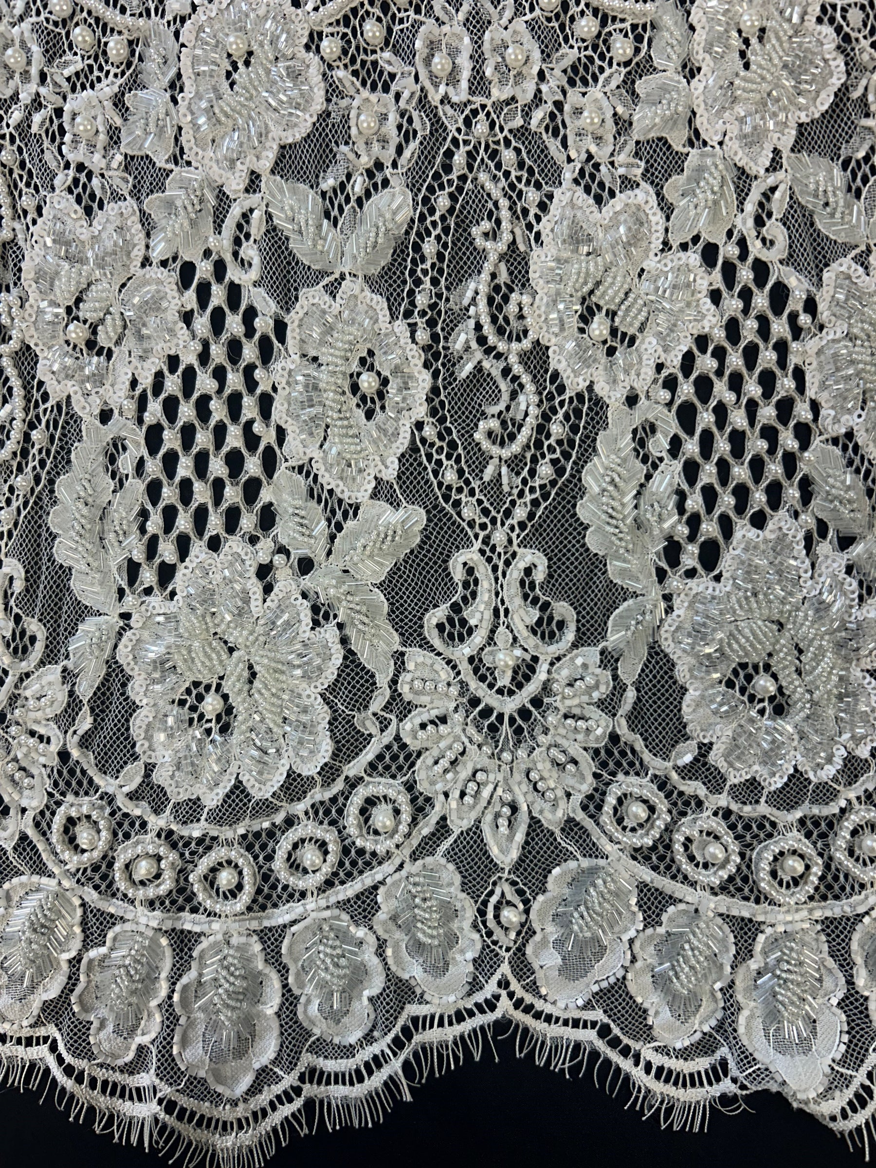 Dentelle Rachel perlée ivoire - Devon