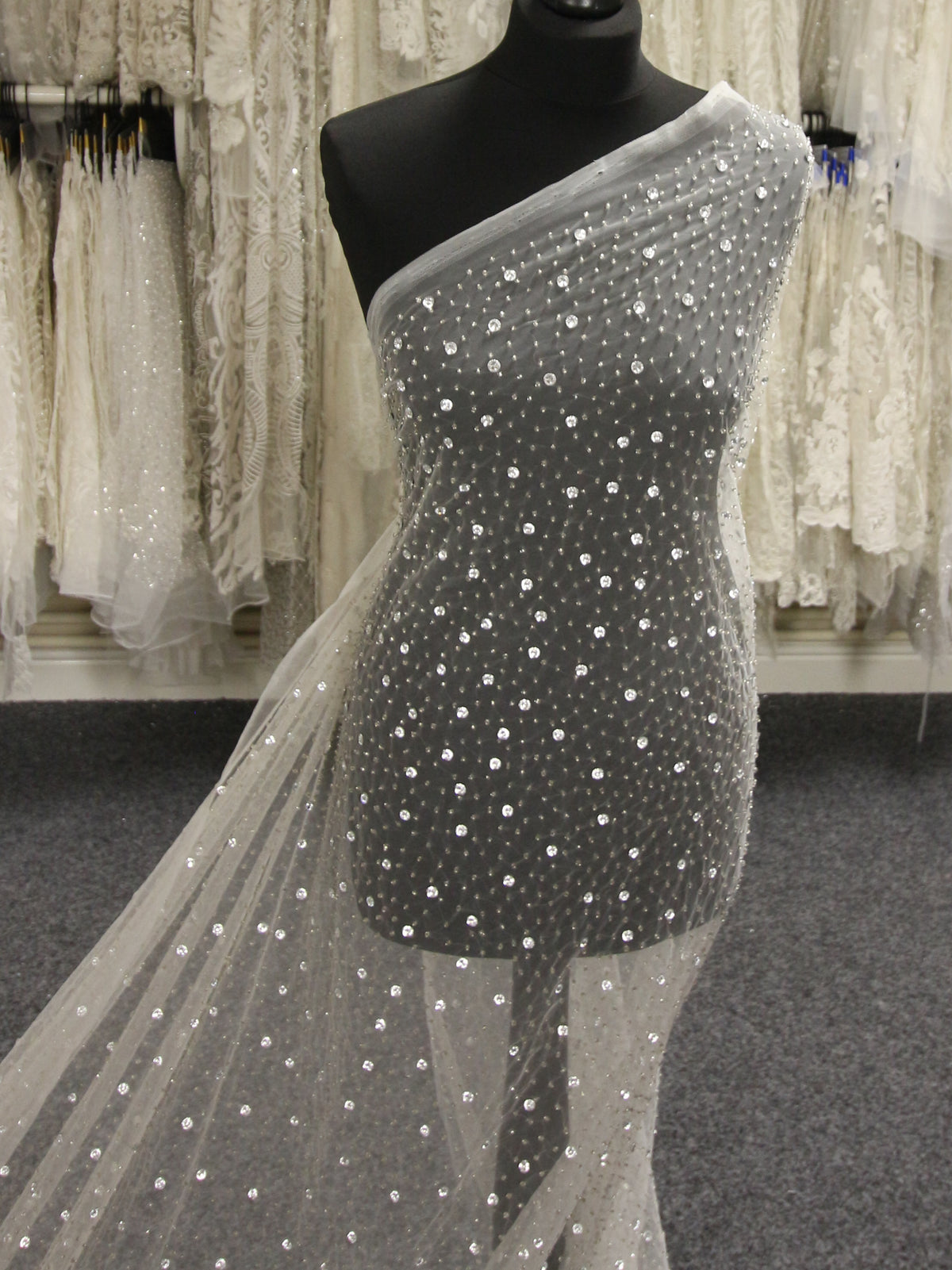 Dentelle ivoire perlée – Haru