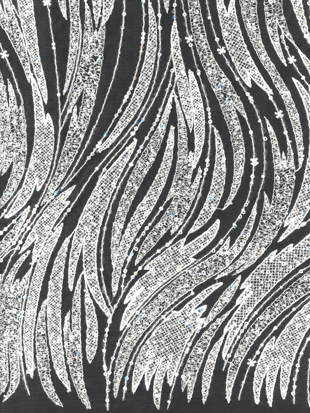 Tulle brodé de perles ivoire - EB1068