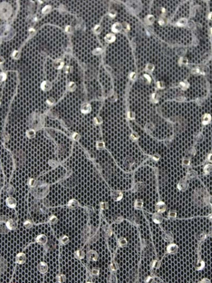 Tulle brodé de perles ivoire - EB1074