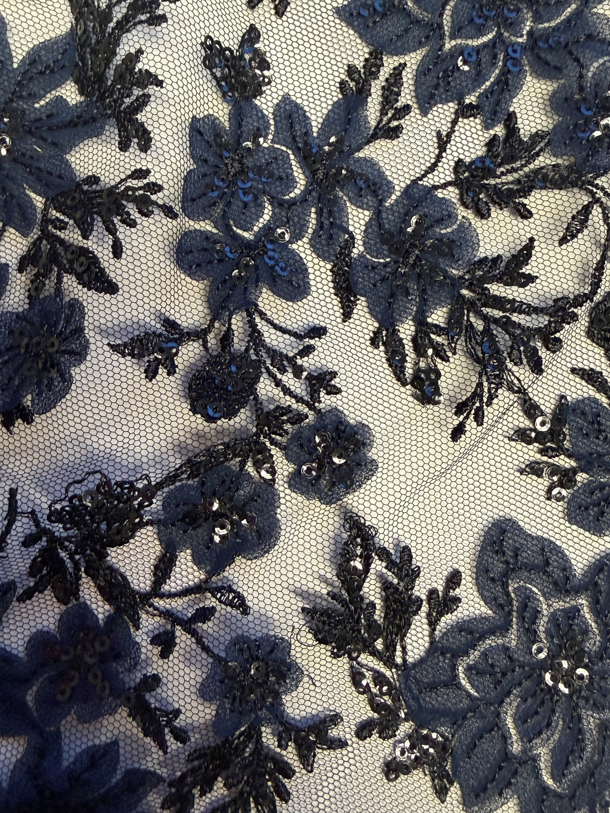 Dentelle brodée bleu marine et noire - EB3053