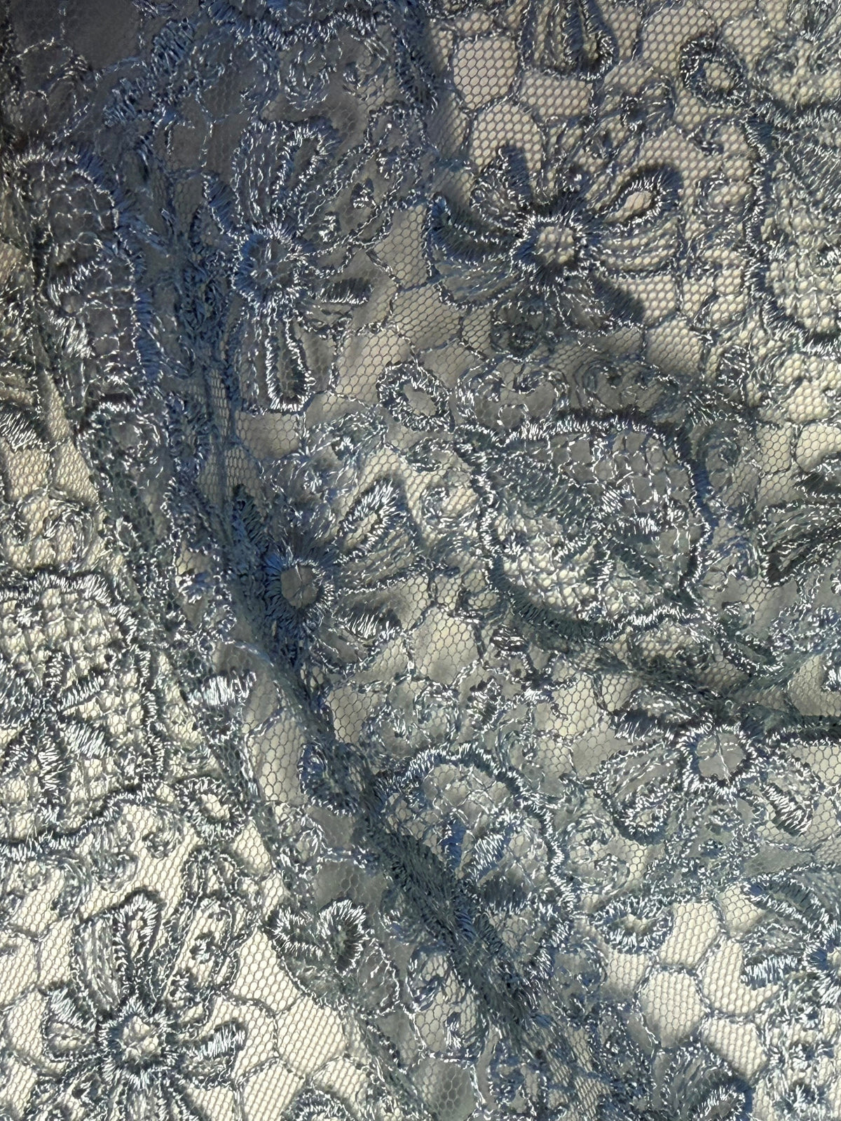 Dentelle brodée couleur œuf de canard - EB5010