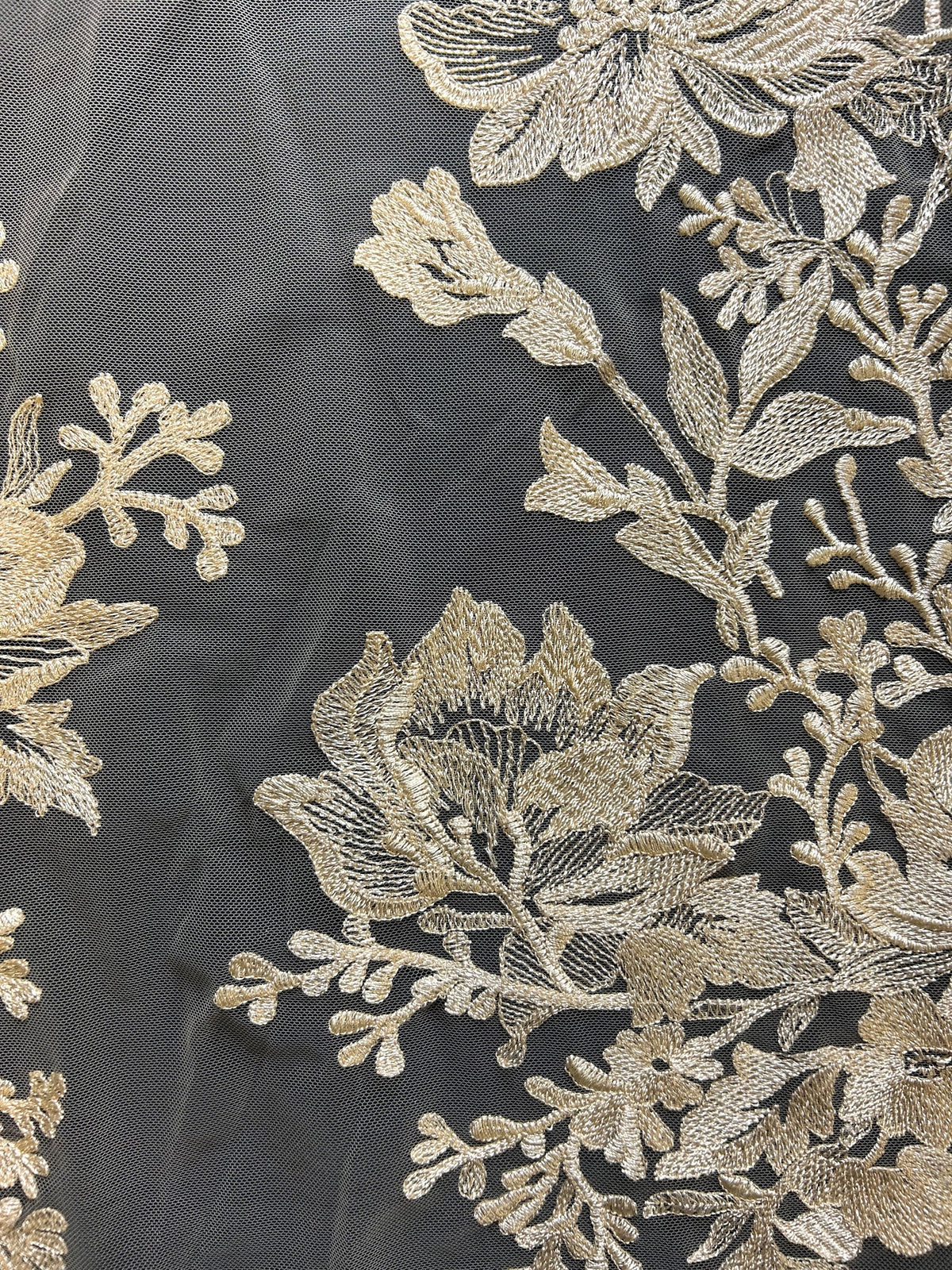 Dentelle Brodée Champagne - Fontaine