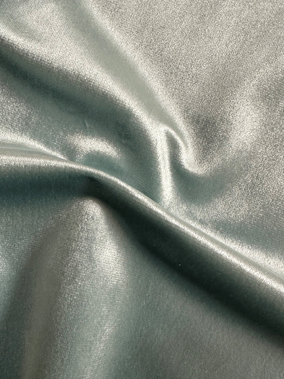 Velours Saphir Givré - Lust