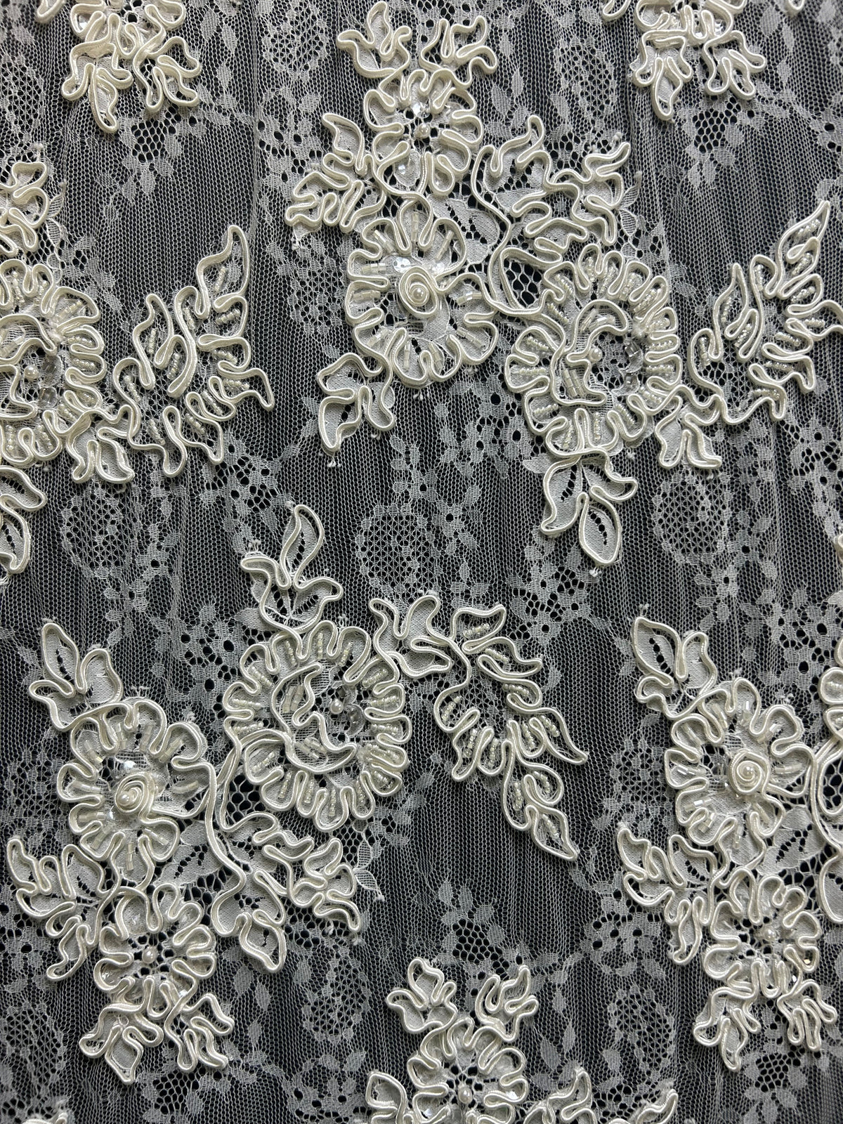 Dentelle cordée ivoire – Galit