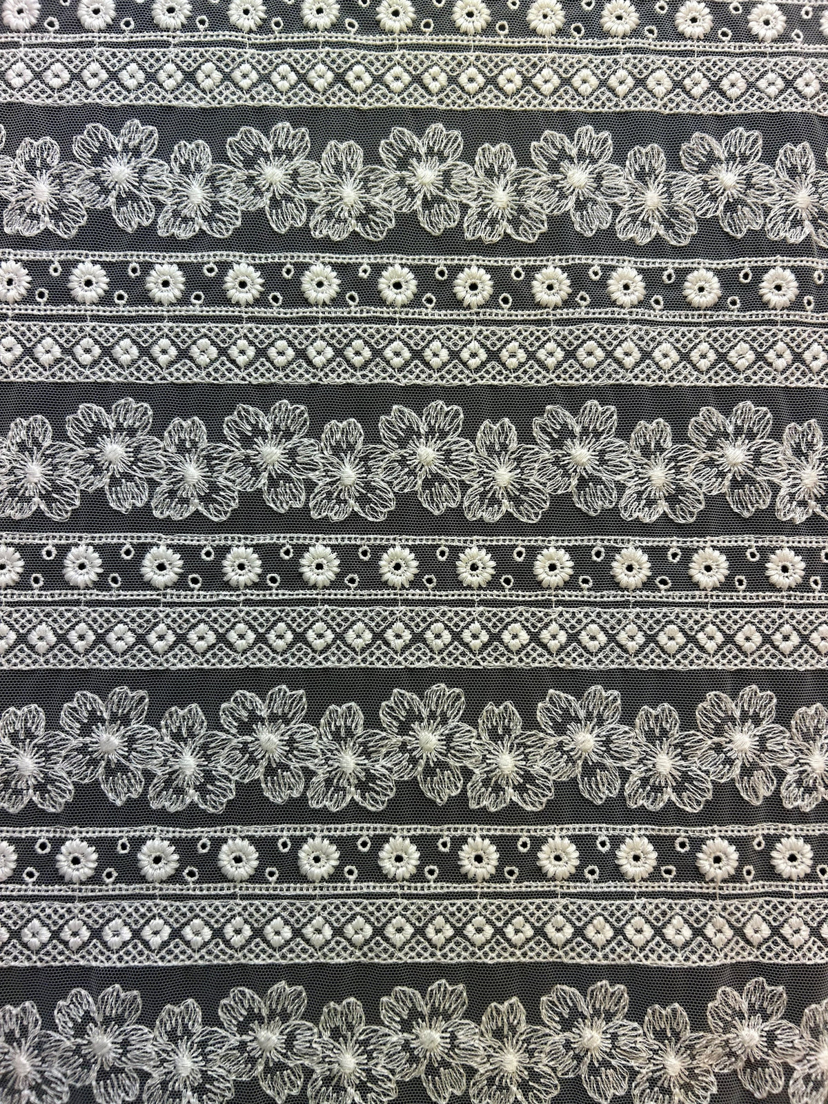 Dentelle Brodée Ivoire - Giovanna