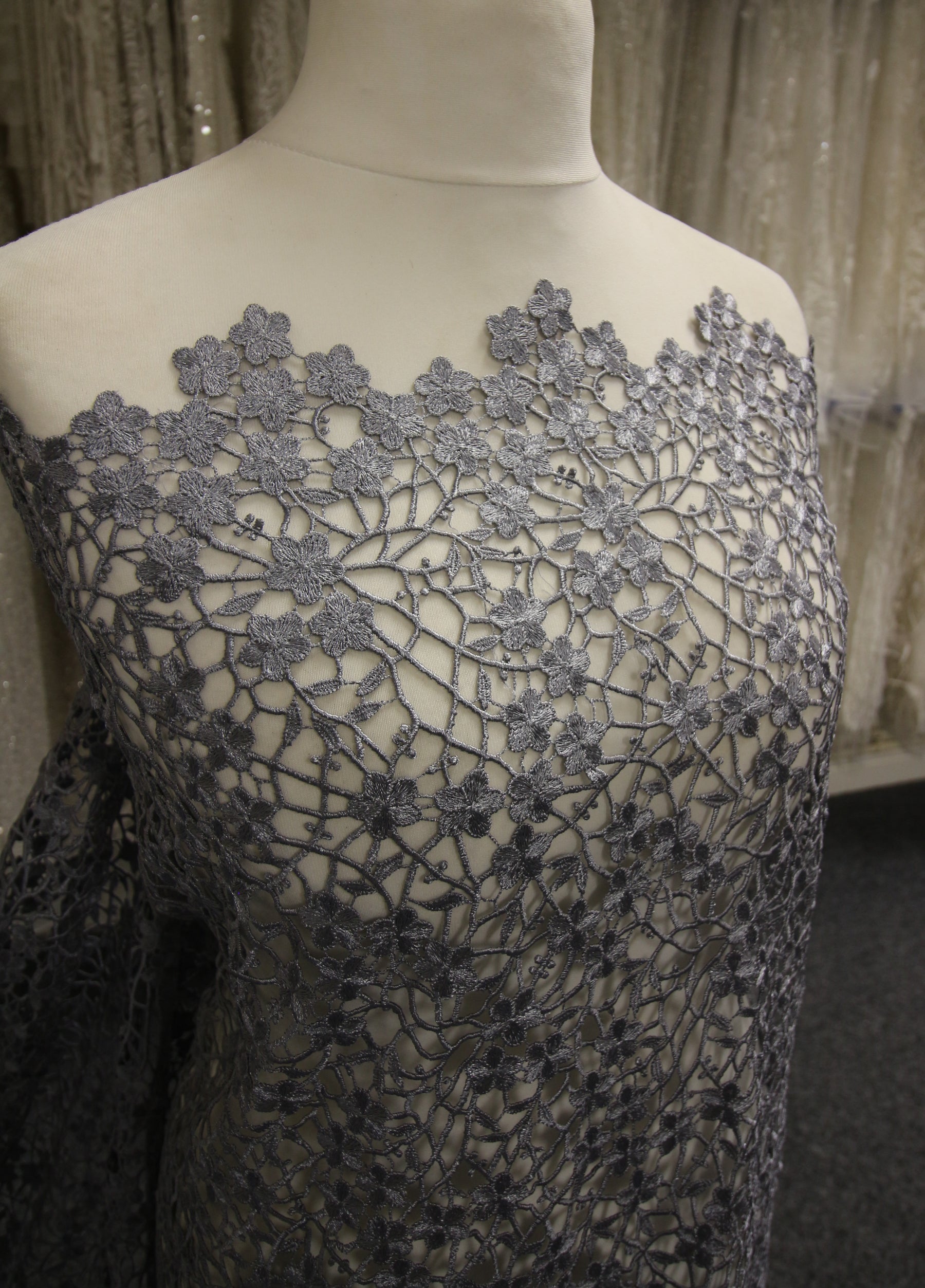 Dentelle guipure grise - Ebba