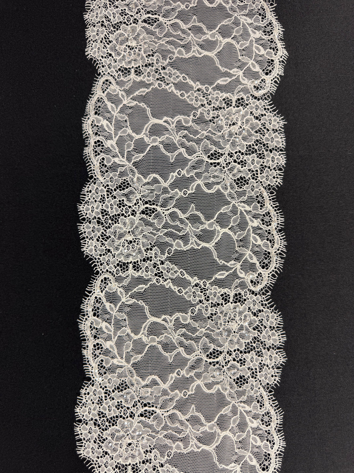 Ivory Sequin Lace Trim - T786