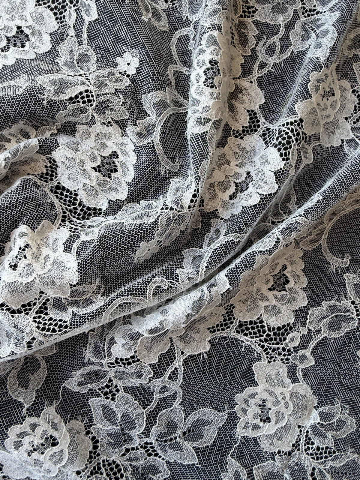 Dentelle en nylon ivoire - P728