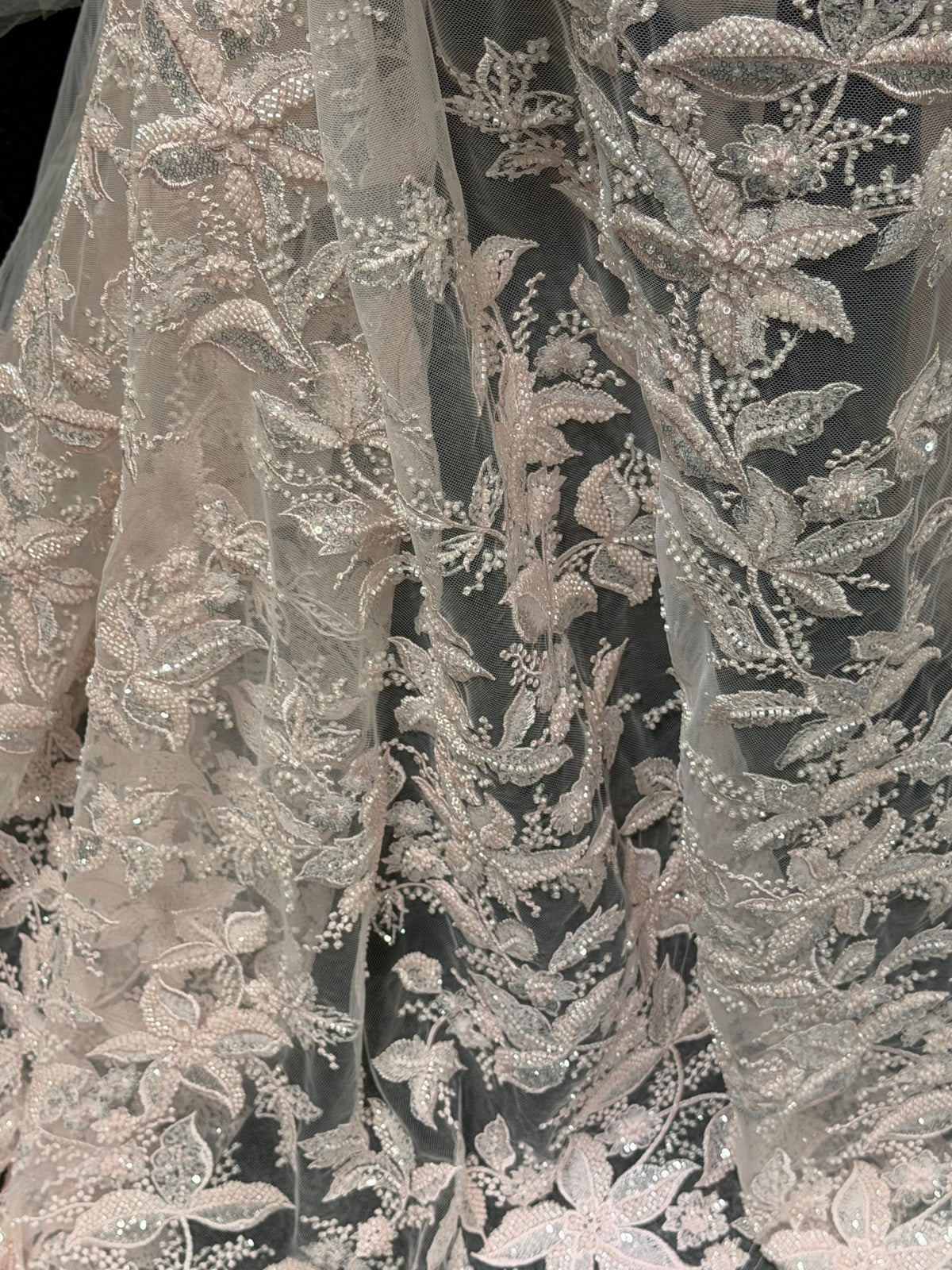 Dentelle perlée ivoire/rose pâle - EB1101