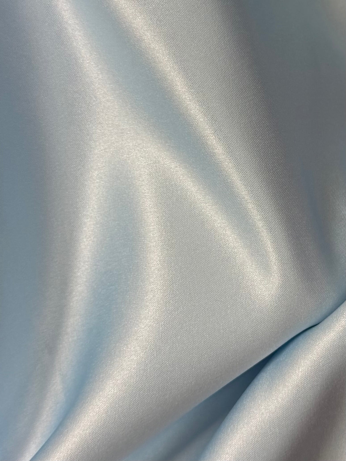 Satin duchesse de polyester bleu pâle - Contessa