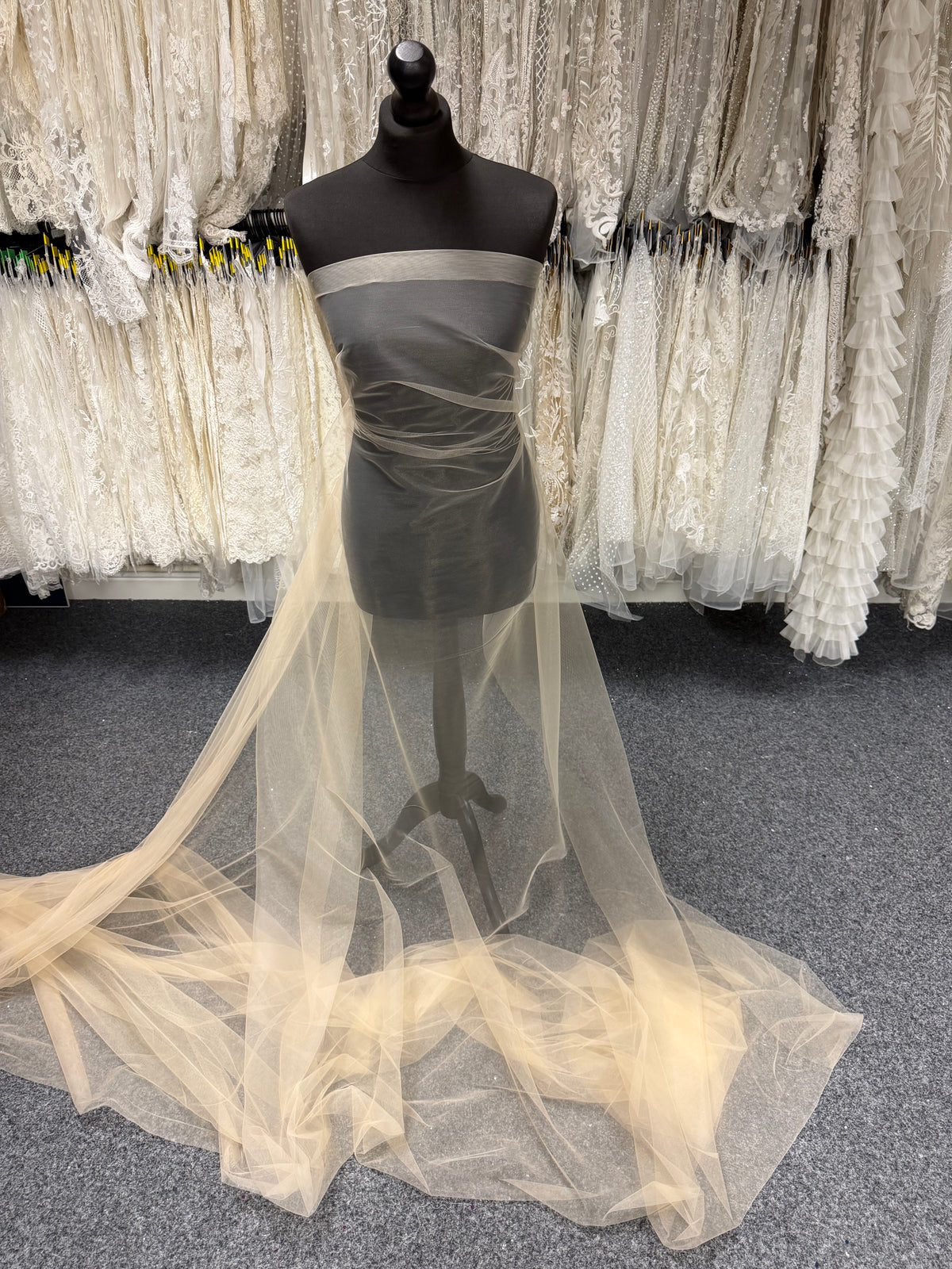 Champagne foncé (63) Tulle - TU0031