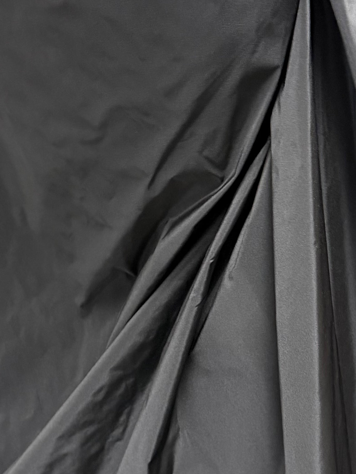Taffetas de polyester noir - P599