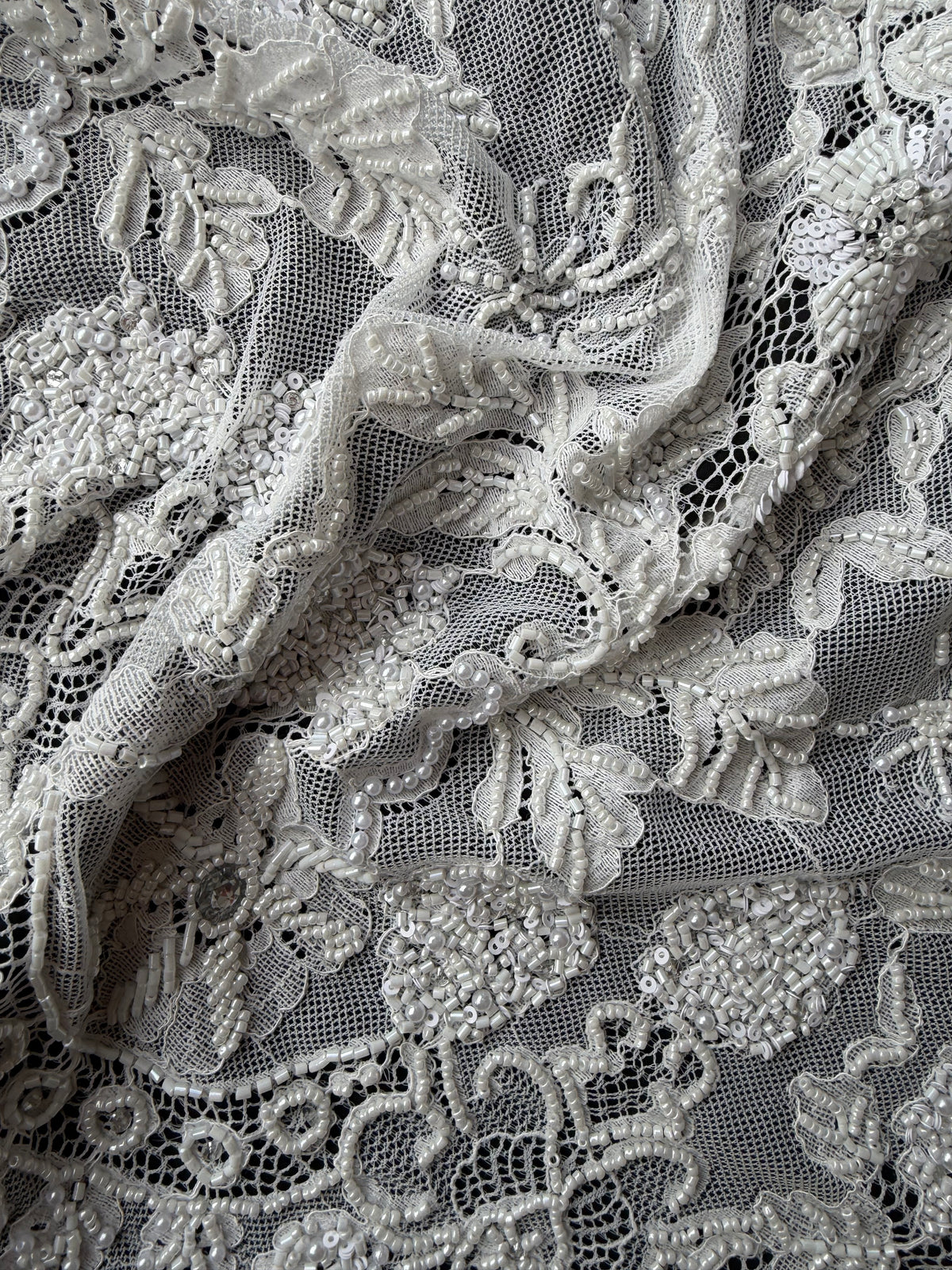Dentelle Raschel perlée à la main ivoire - Severiano