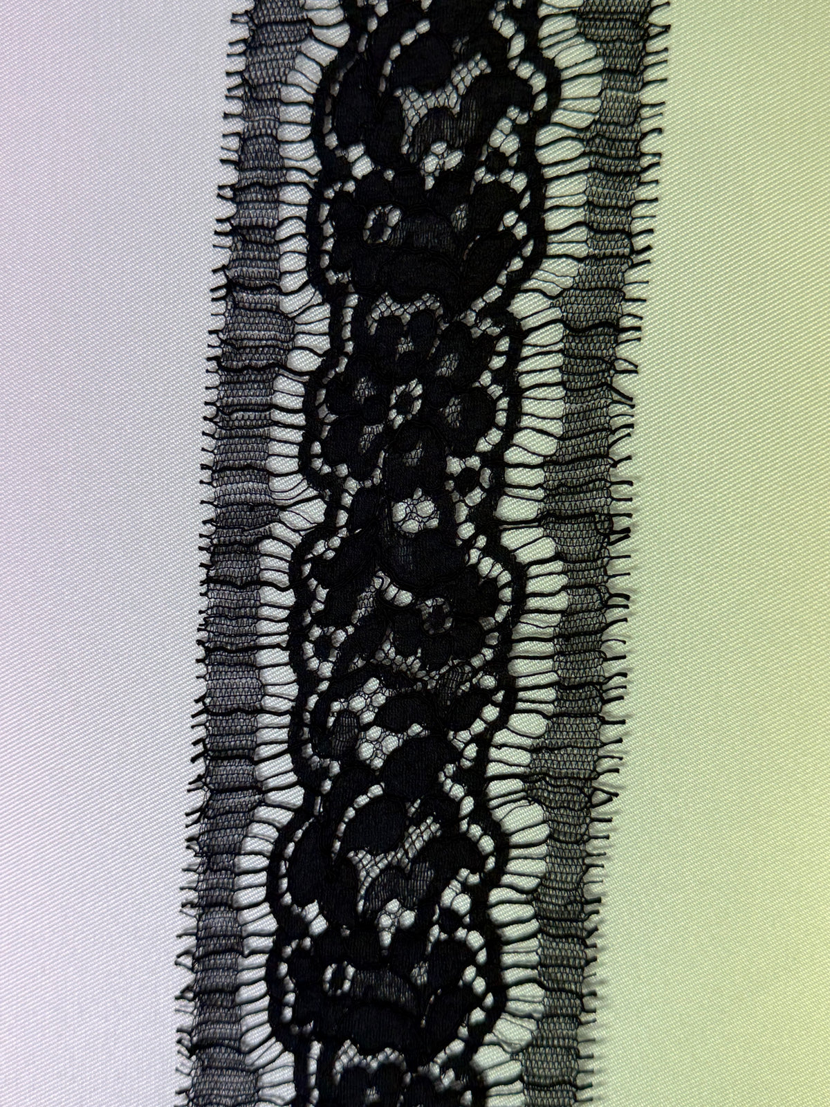 Dentelle Bordure Française Noire - EE4004