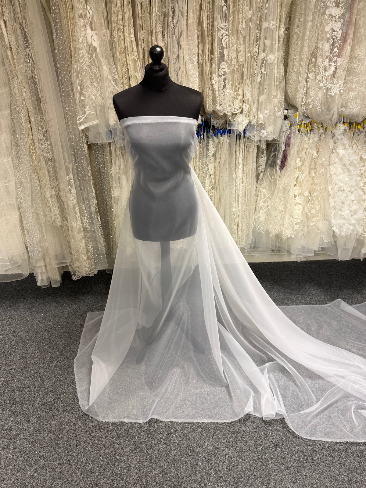 Organza blanc en polyorganza - P150