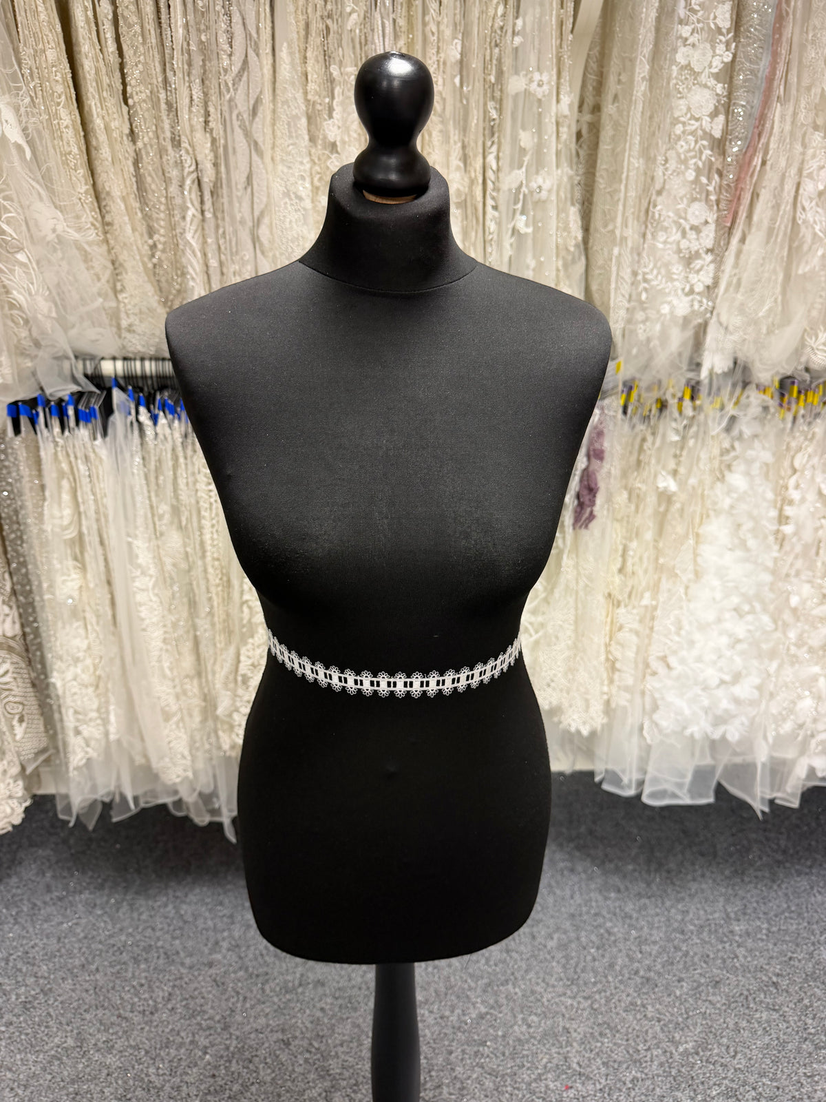 Bordure ivoire - T940