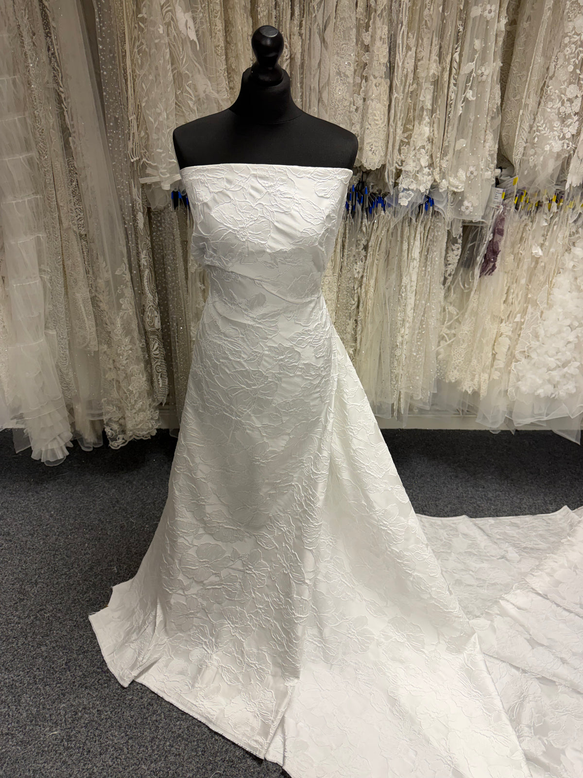 Brocade Cloqué Ivoire - Sandown
