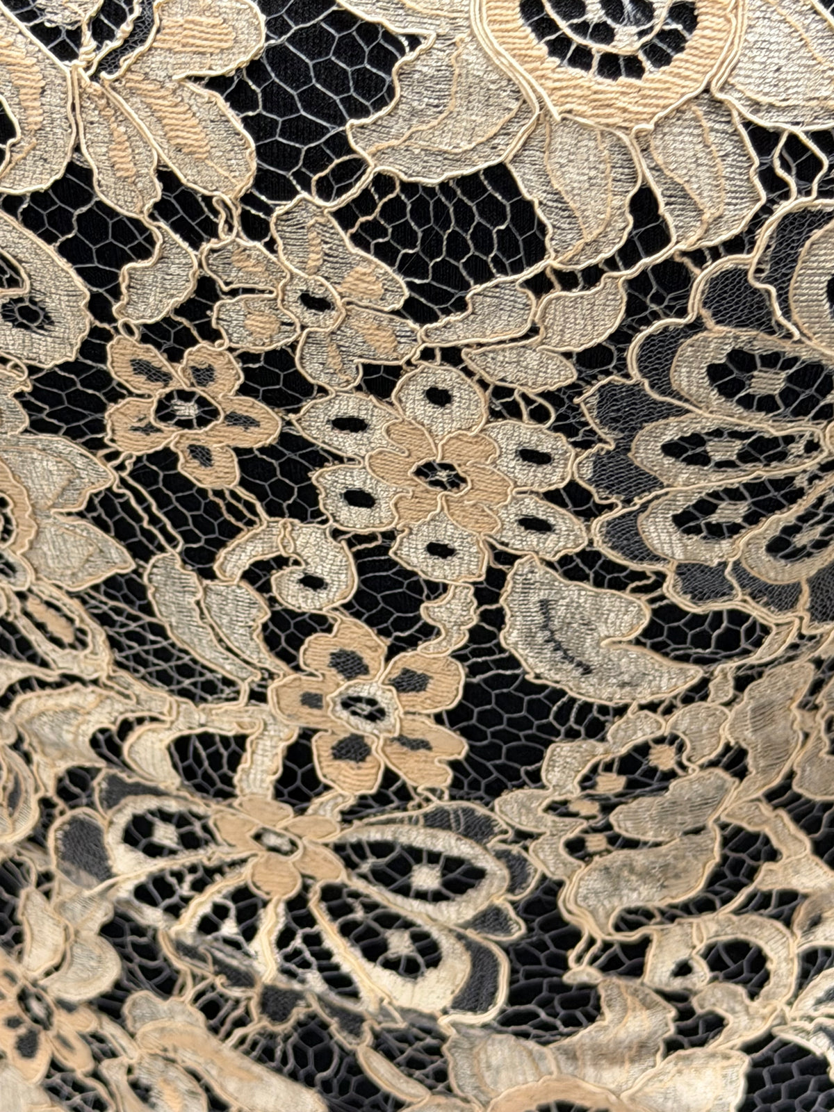 Dentelle Chantilly Café - P297