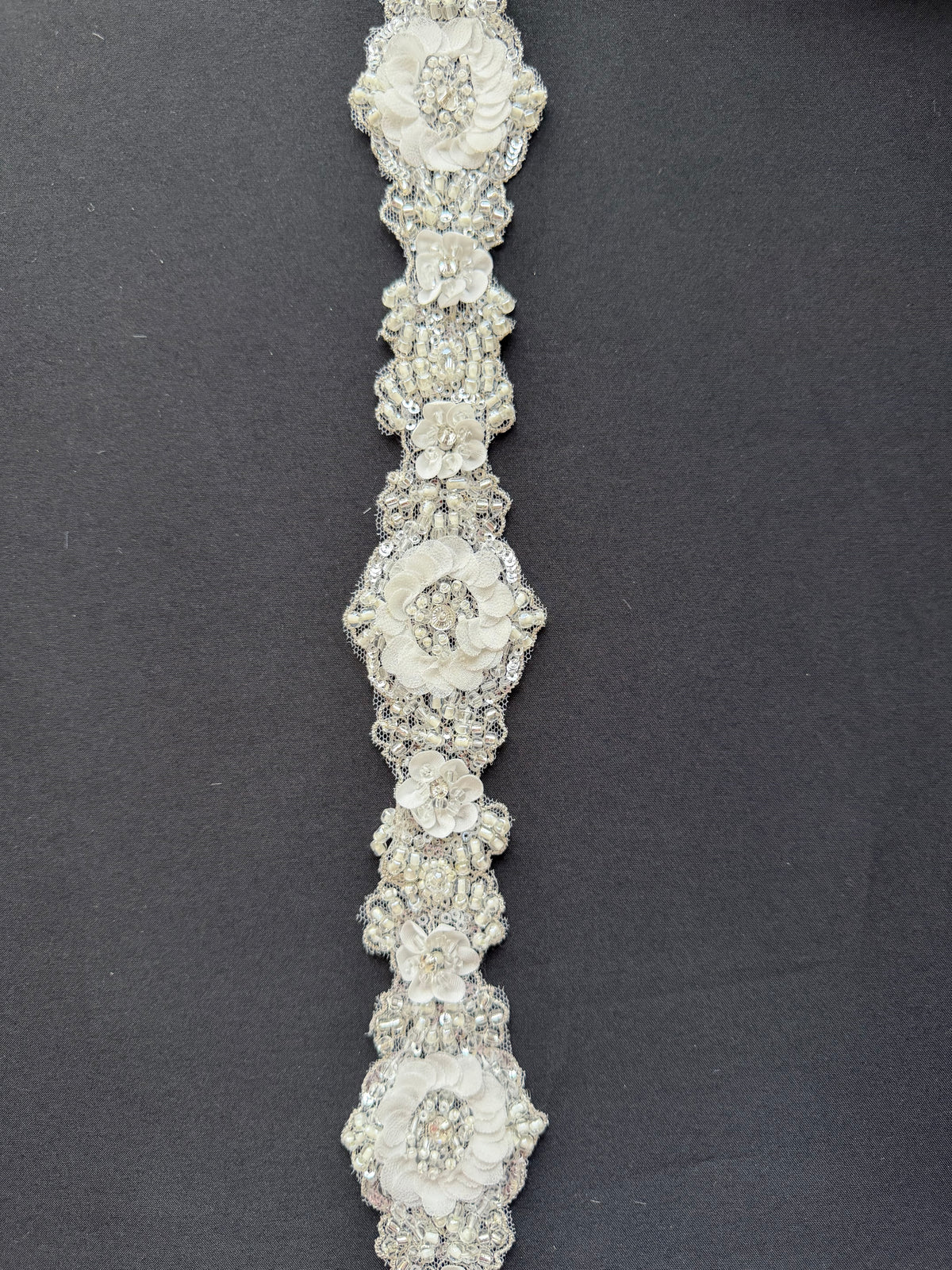 Passementerie dentelle 3D ivoire - T729
