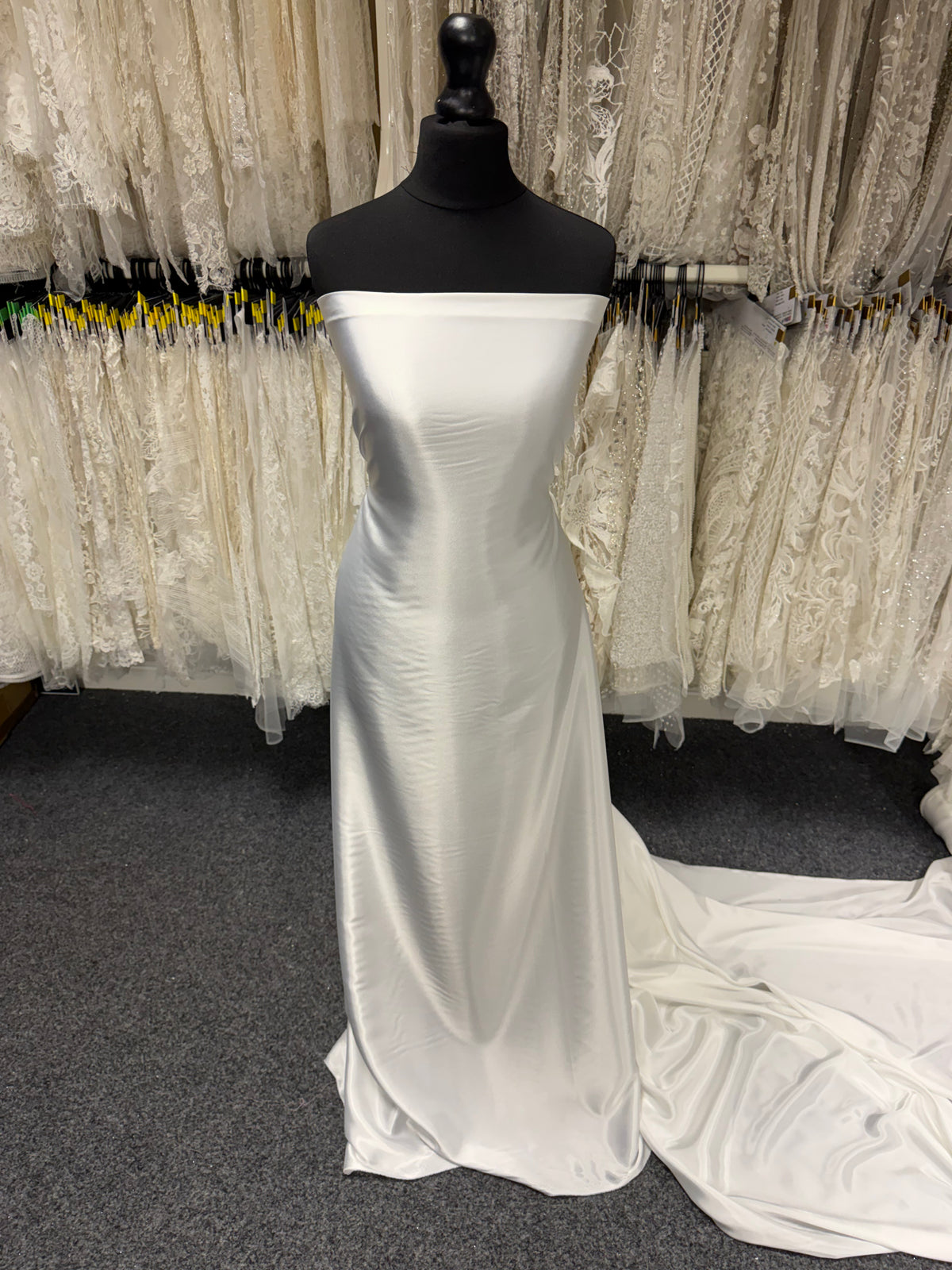 Satin extensible ivoire pâle - PB1006