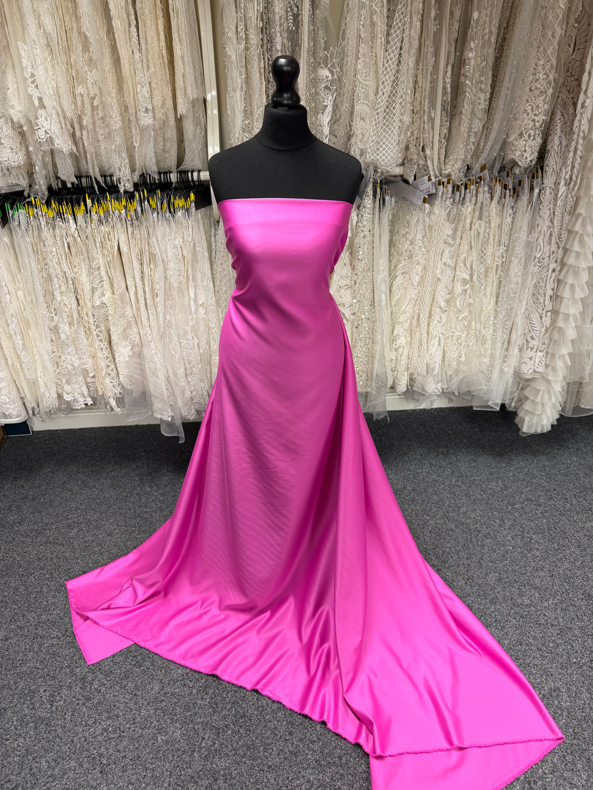 Satin Polyester Cerise - Majestic