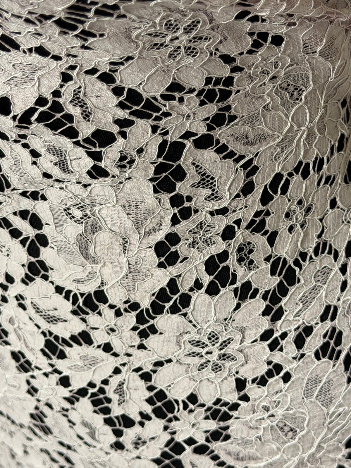 Dentelle Française Festonnée Écologique Rose Foncé - LA4003