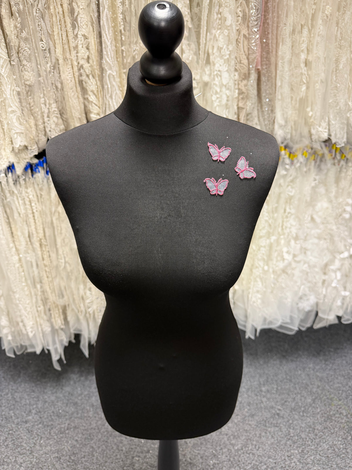 Applique papillon rose foncé - M1