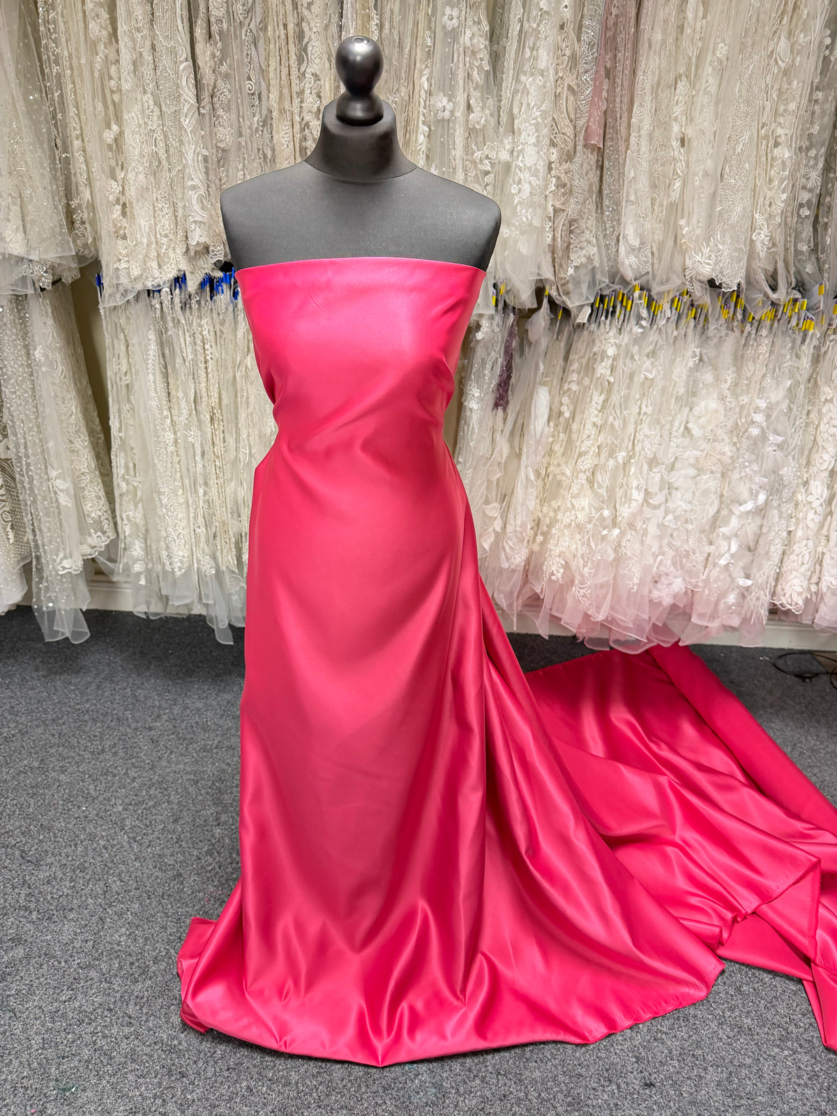 Satin Polyester Framboise - Majestic