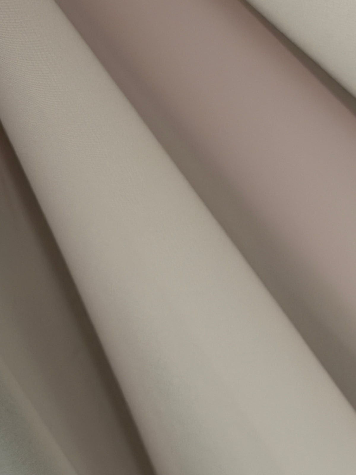 Mousseline de polyester rose poudré - Benevolence