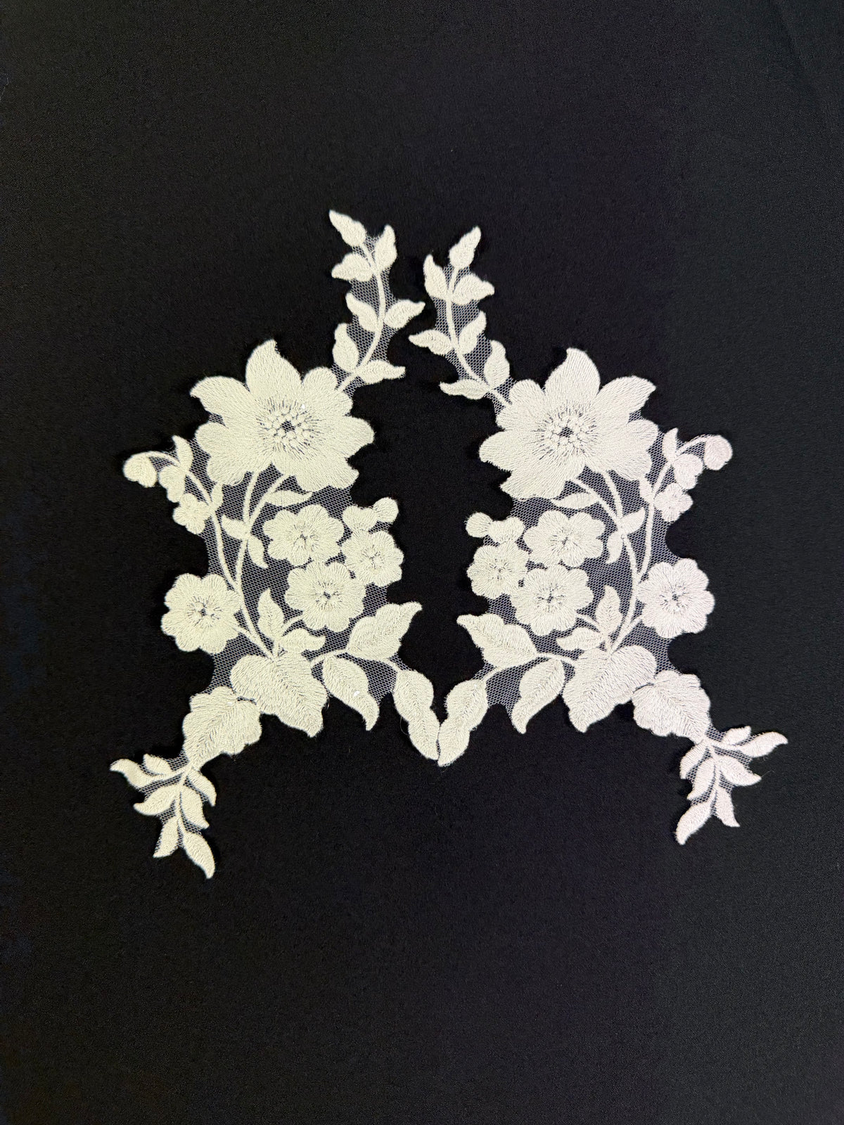 Appliques en dentelle à sequins ivoire - Giddy