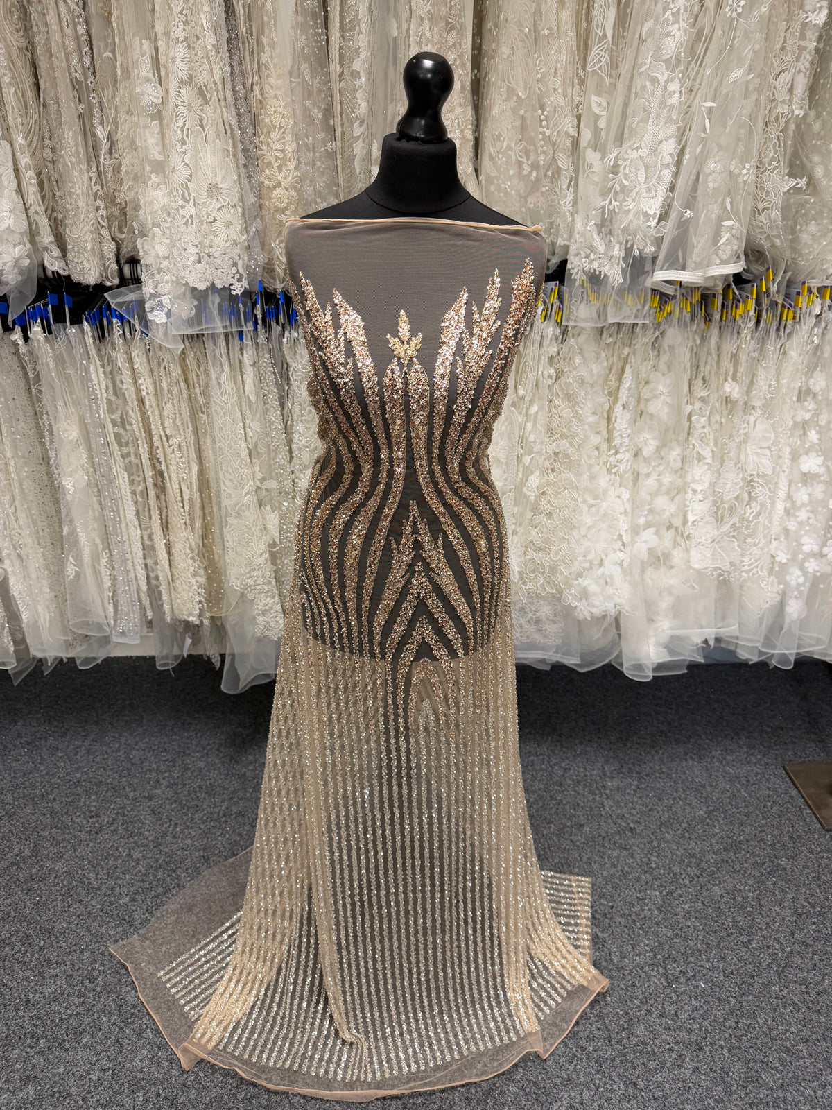 Tulle brodé de perles or/ivoire - EB1104