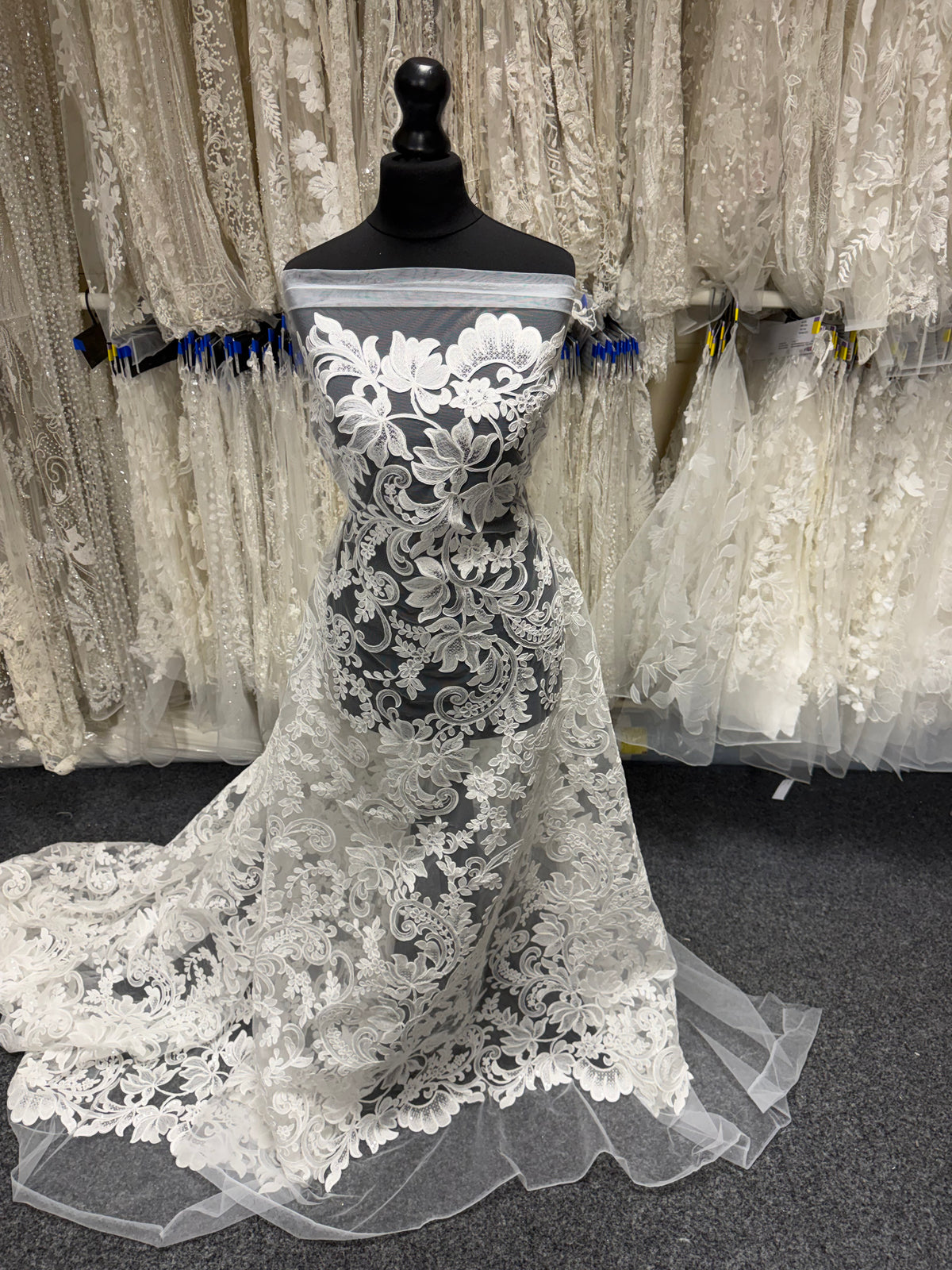 Dentelle Cordonnée Ivoire – Larkin