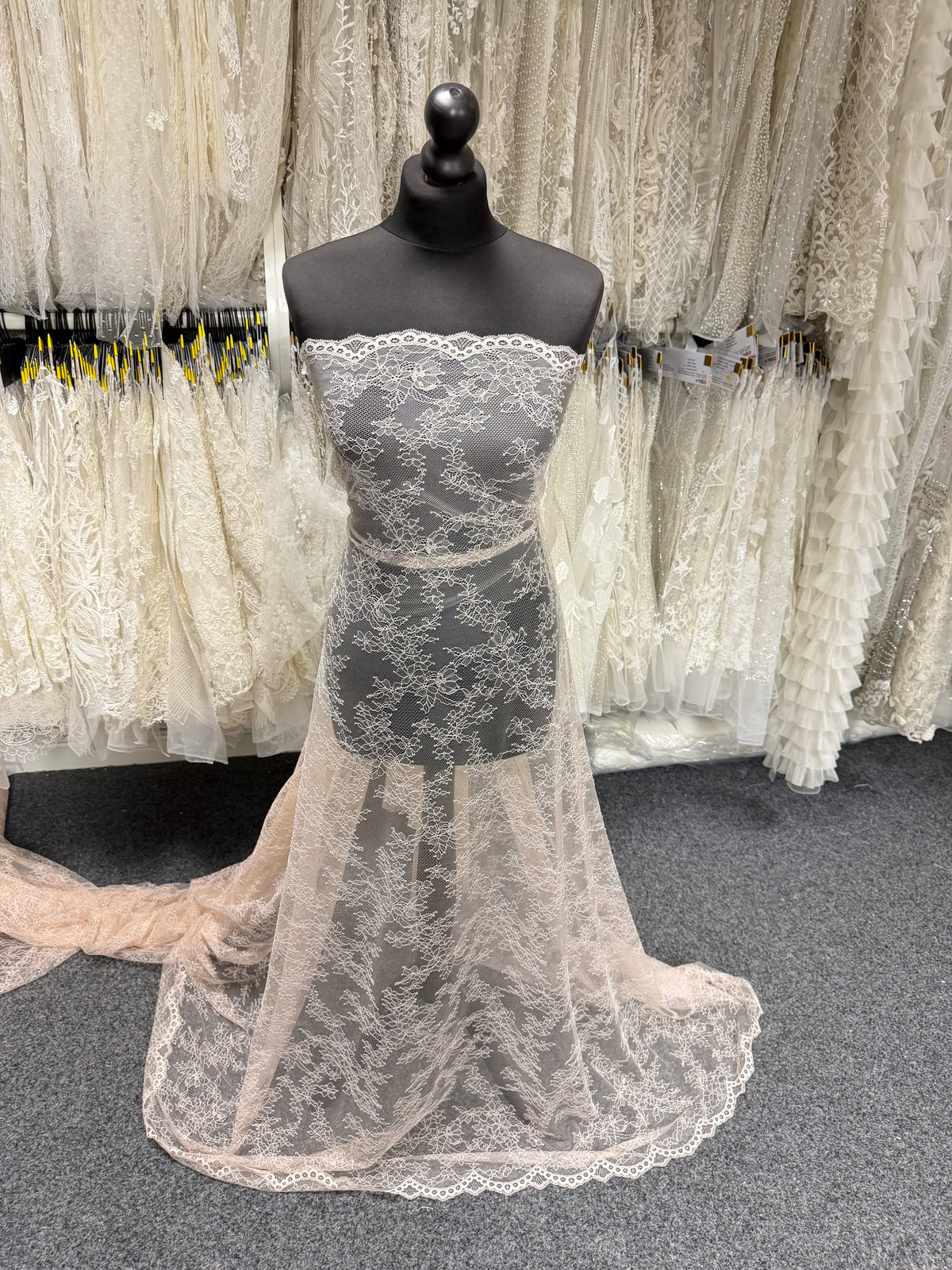 Dentelle Rachel Rose Vif - Rome