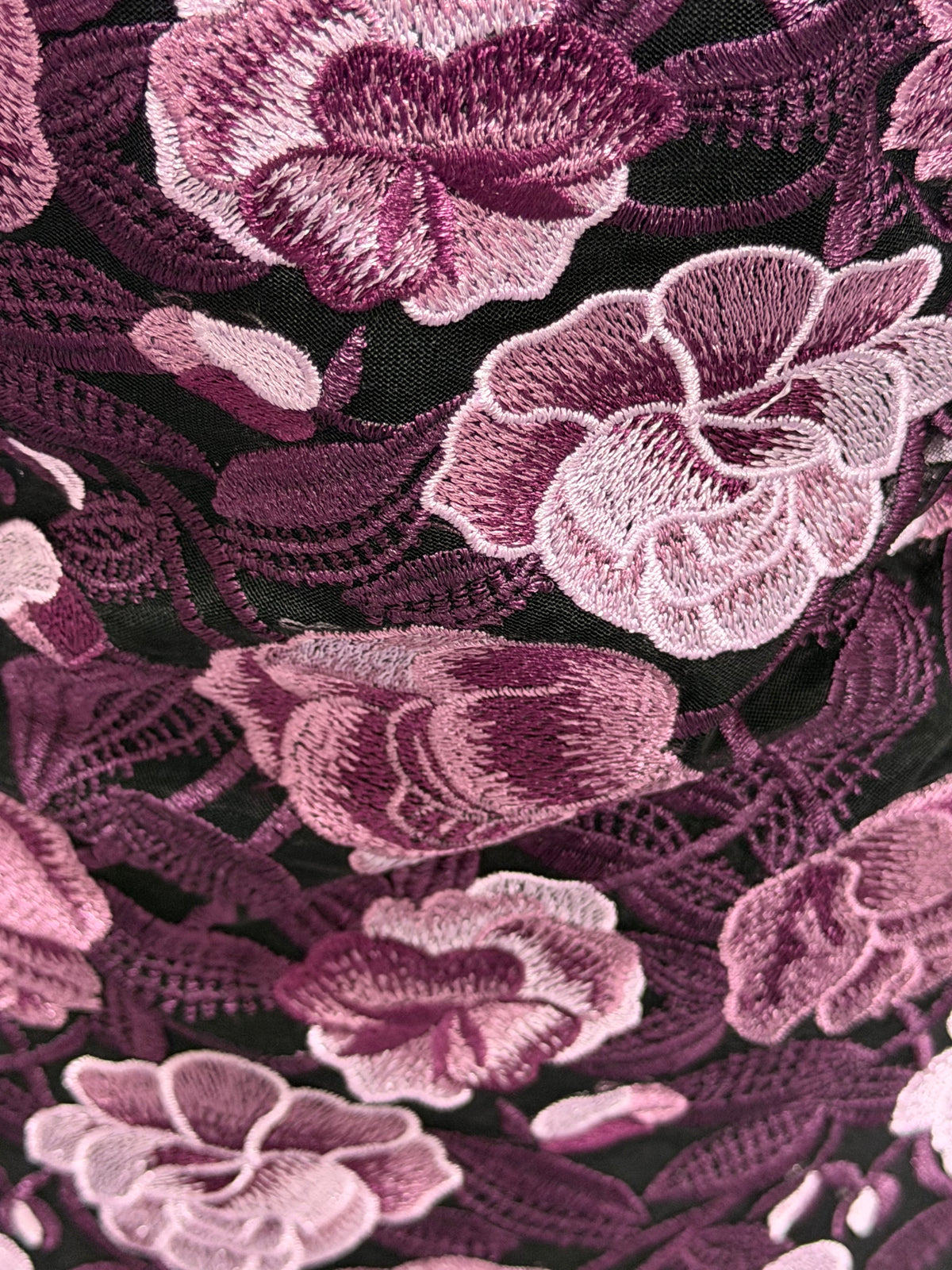 Dentelle brodée violette - EB5024