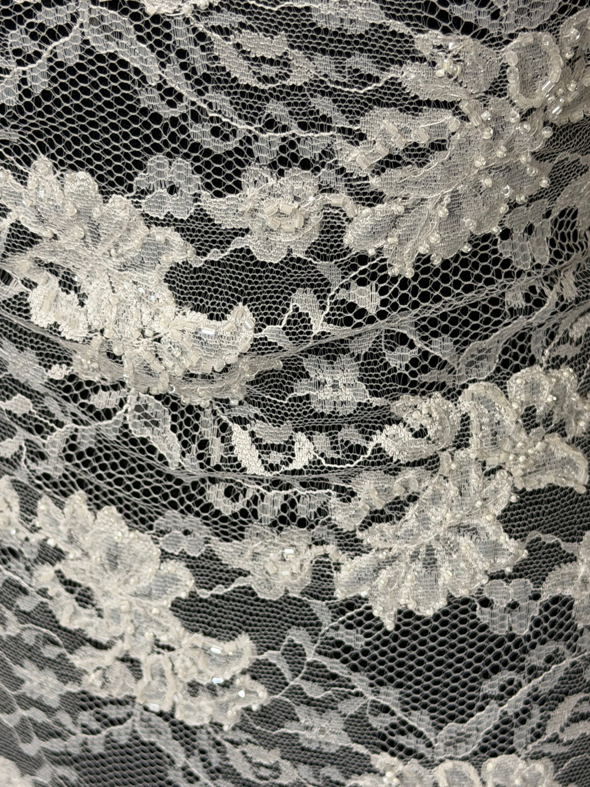 Dentelle Raschel Perlé Ivoire Foncé - P395
