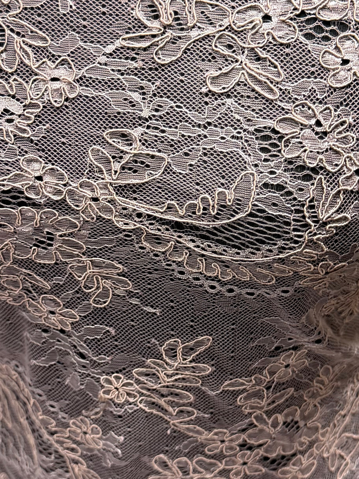 Mink Corded Lace - P902